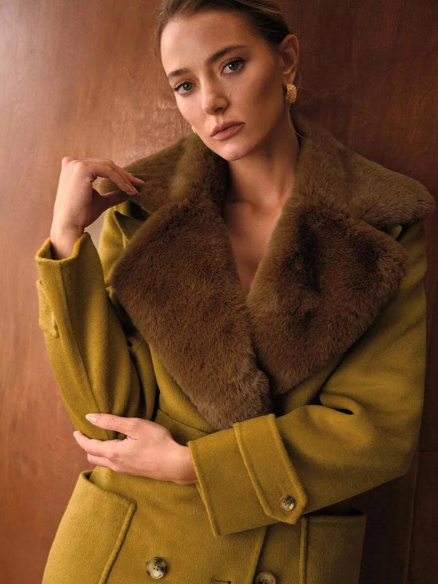 PREMIUM CONTRAST FUZZY LAPEL COLLAR PATCH POCKET BUCKLE BELTED OVERCOAT