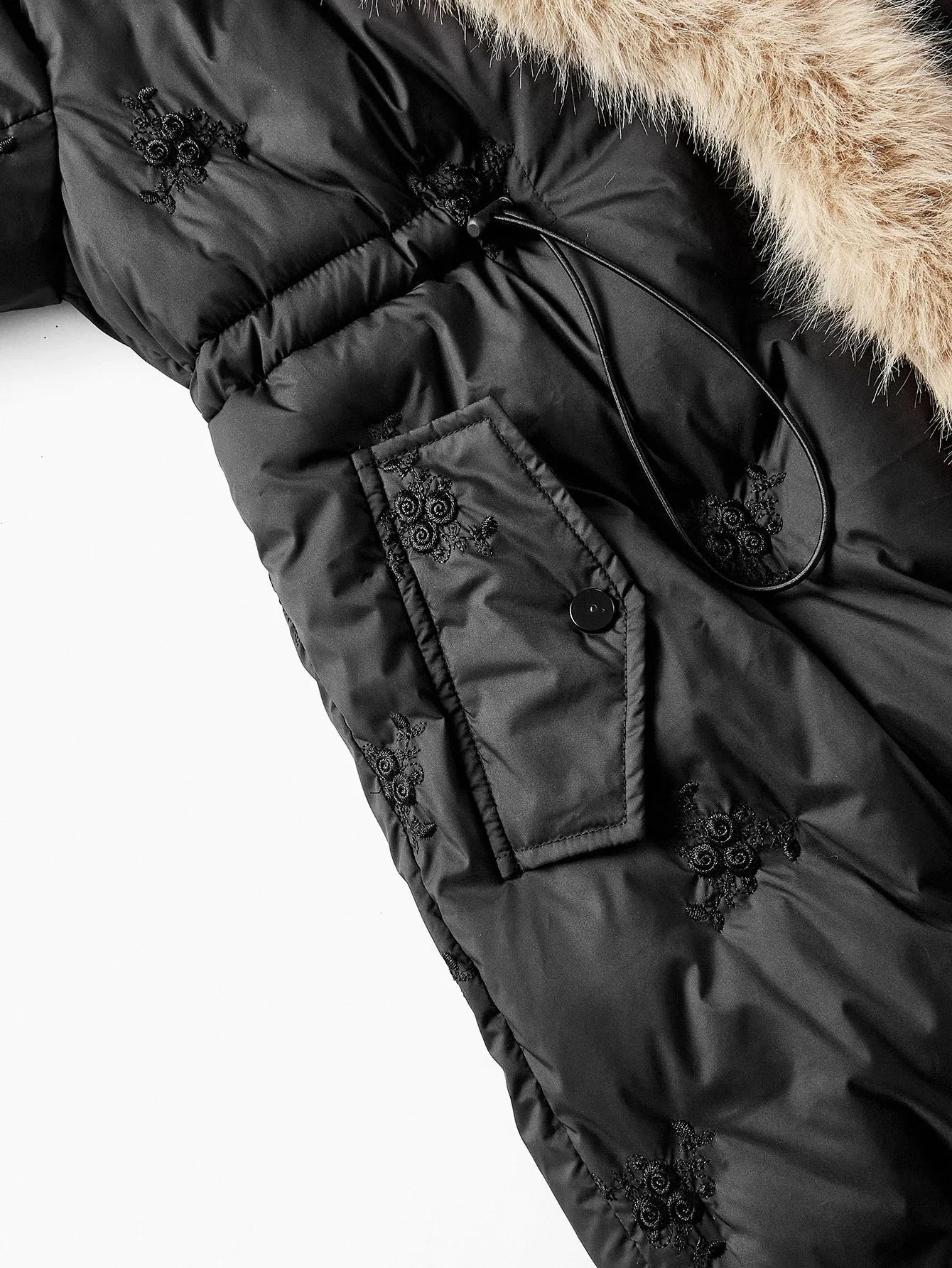 PREMIUM CONTRAST FUZZY TRIM EMBROIDERY WINTER COAT