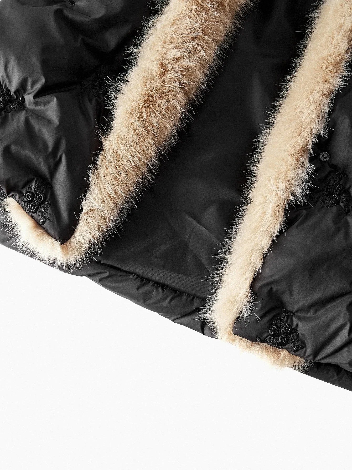 PREMIUM CONTRAST FUZZY TRIM EMBROIDERY WINTER COAT