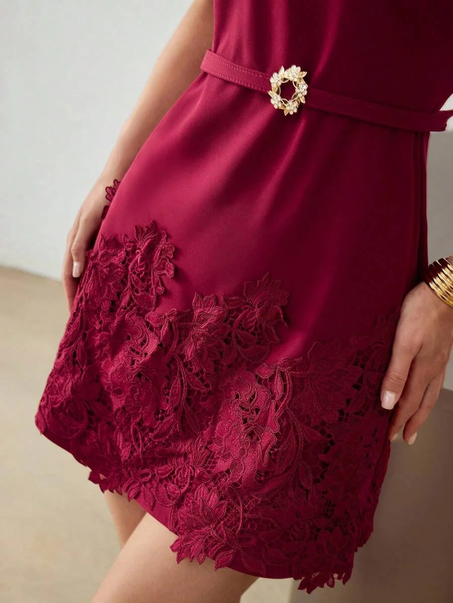 PREMIUM CONTRAST LACE BELTED DRESS