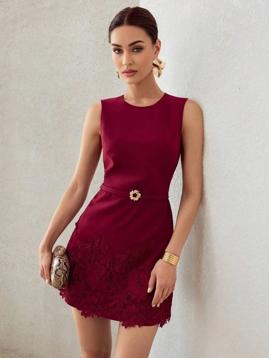 PREMIUM CONTRAST LACE BELTED DRESS