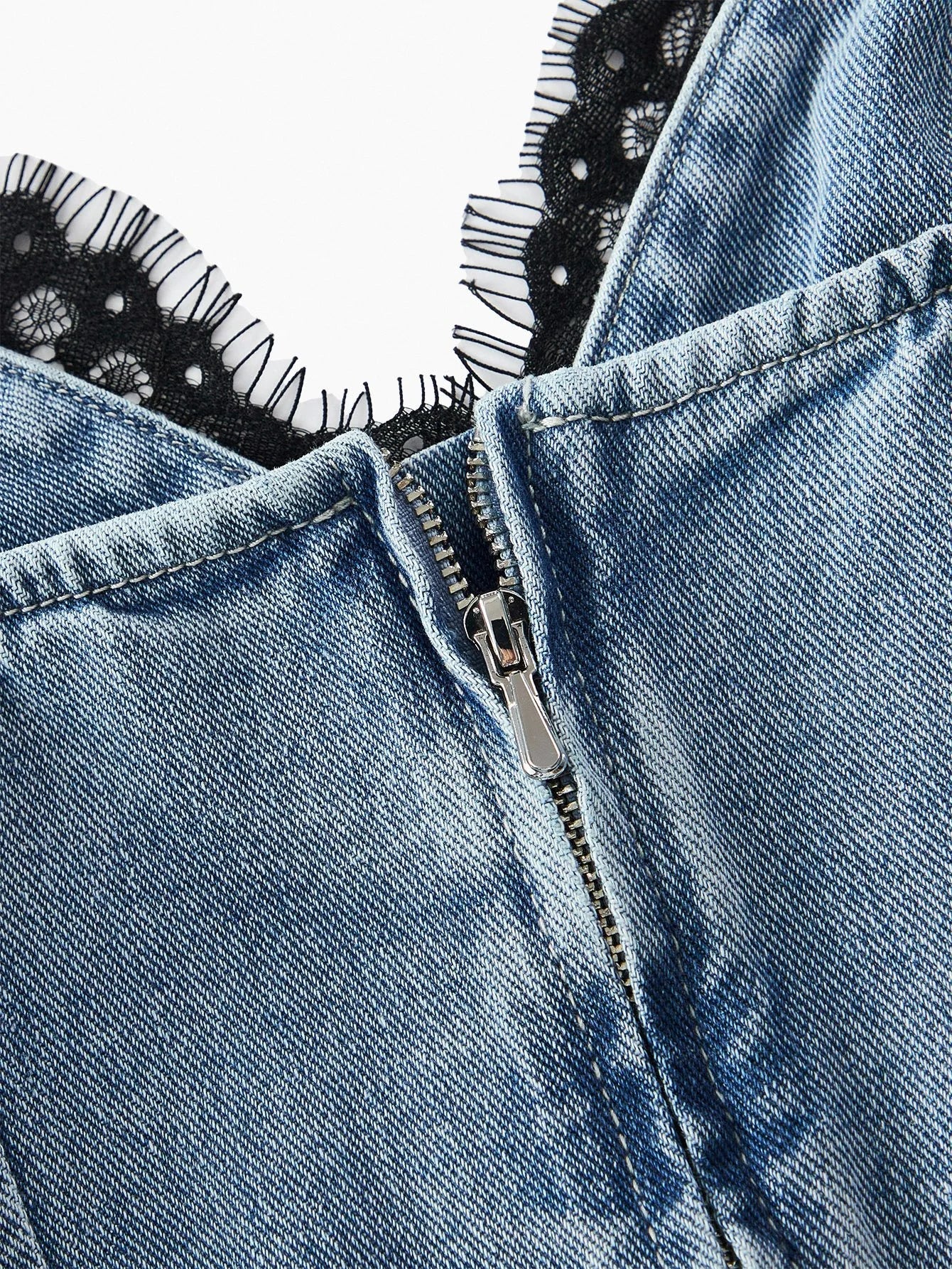 PREMIUM CONTRAST LACE COLORBLOCK CAMI DENIM DRESS