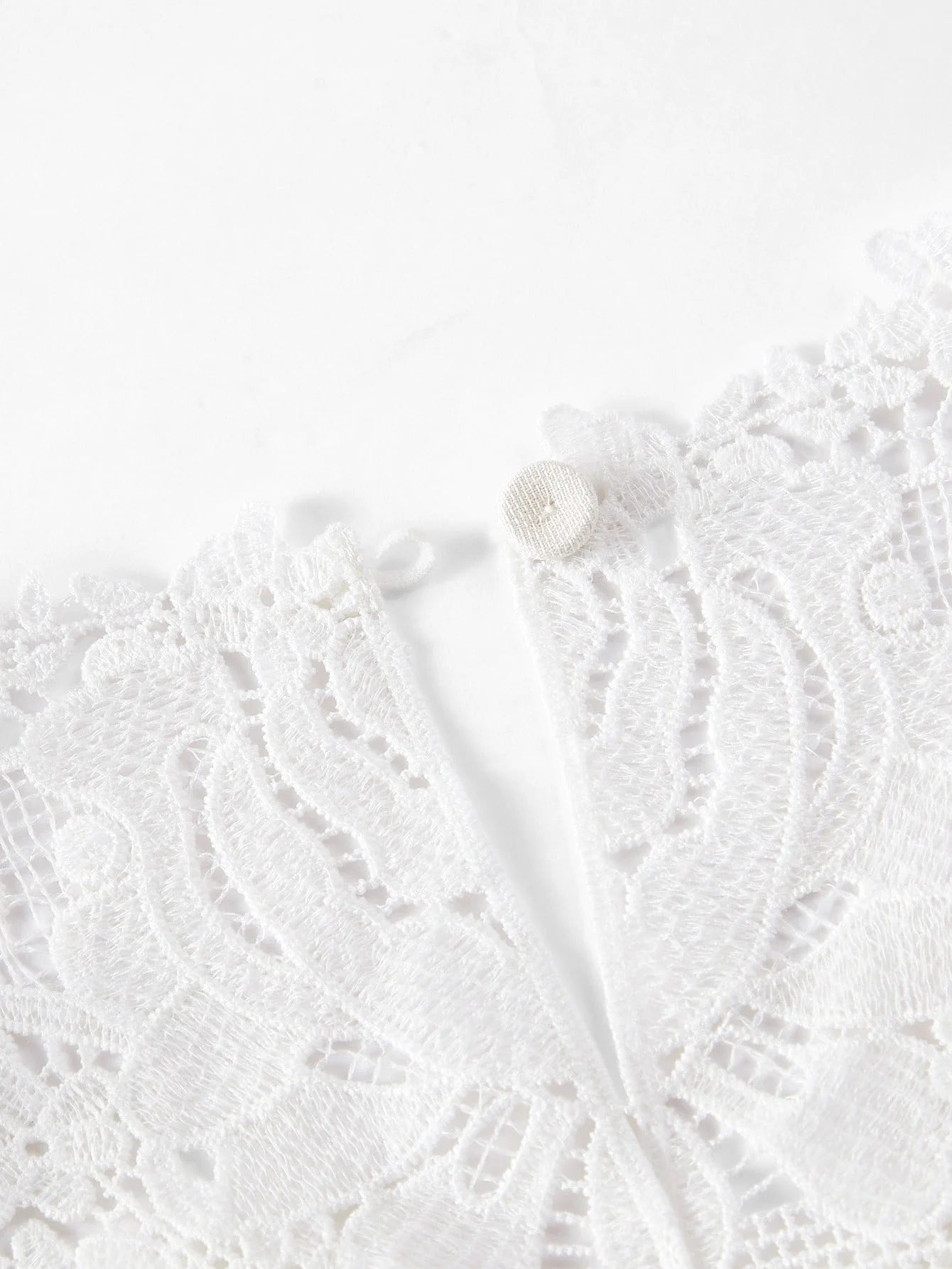 PREMIUM CONTRAST LACE FLORAL PRINT DRESS