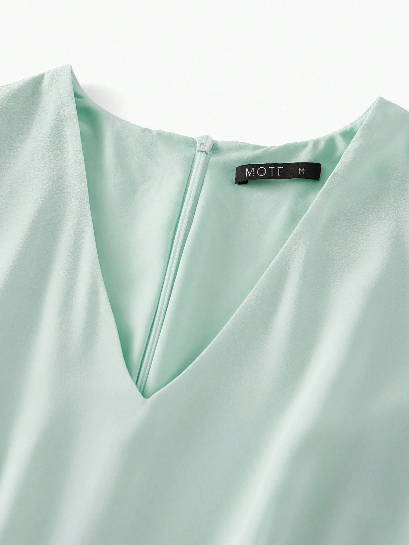 PREMIUM CONTRAST LACE LAYERED RUFFLE HEM DRESS