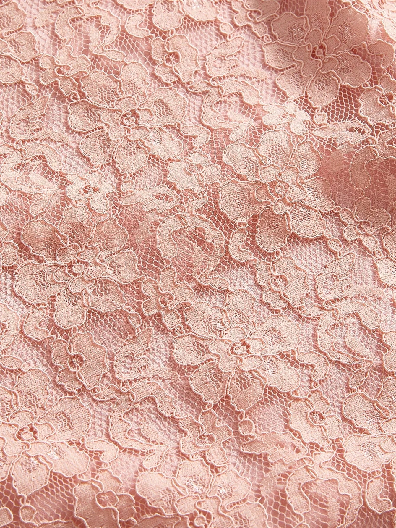 PREMIUM CONTRAST LACE PLEATED HALTERNECK DRESS