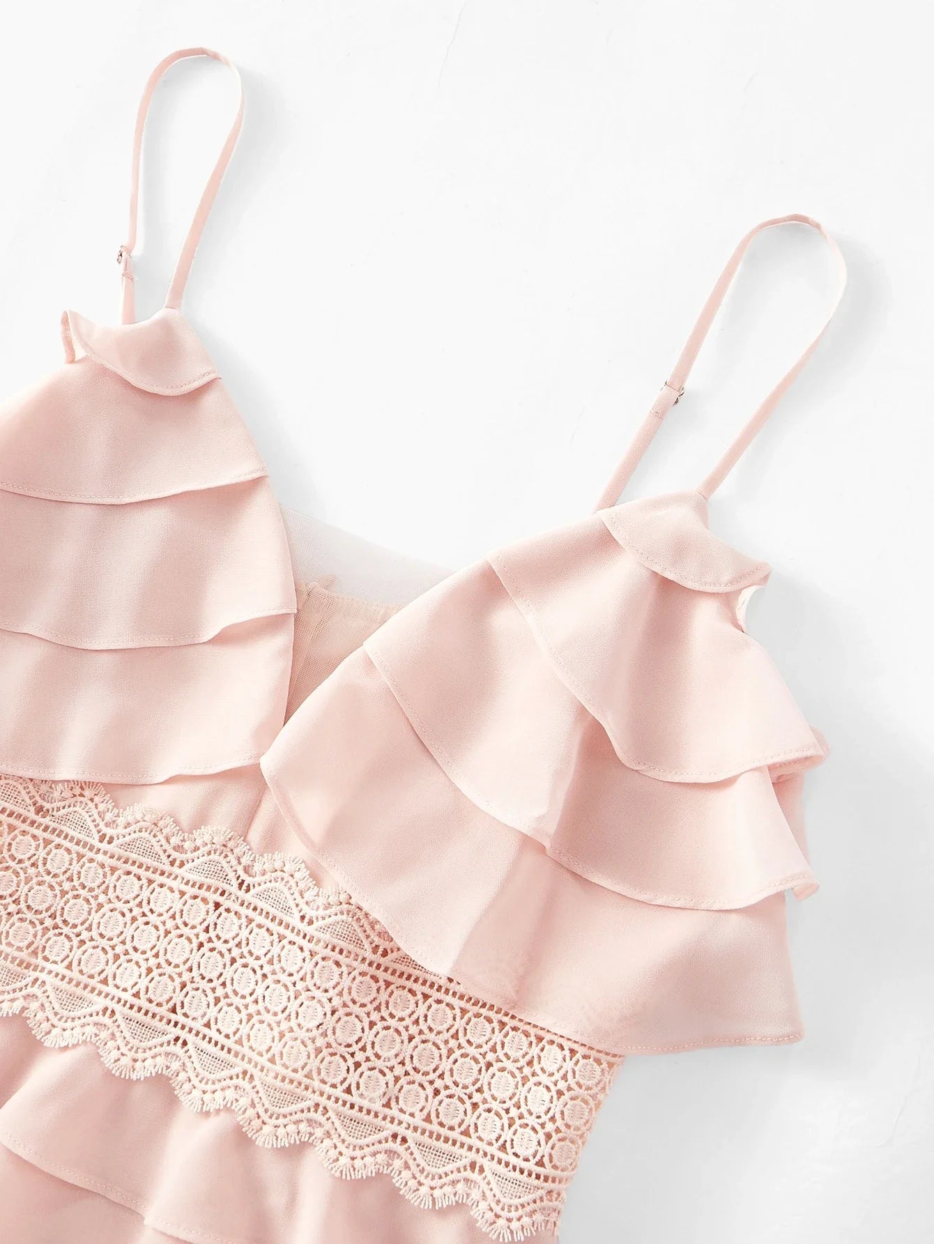 PREMIUM CONTRAST LACE RUFFLE DRESS