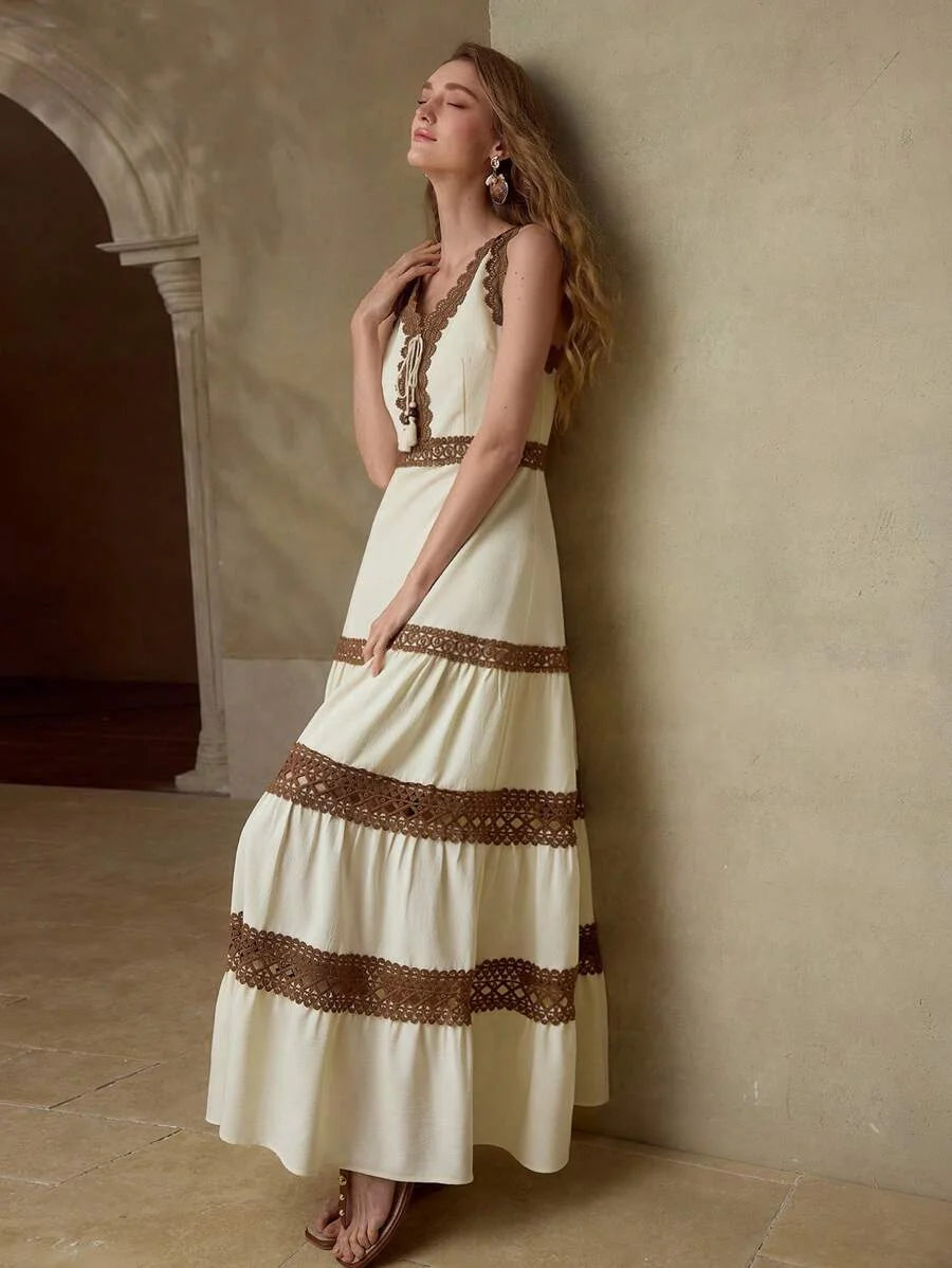 PREMIUM CONTRAST LACE RUFFLE HEM DRESS