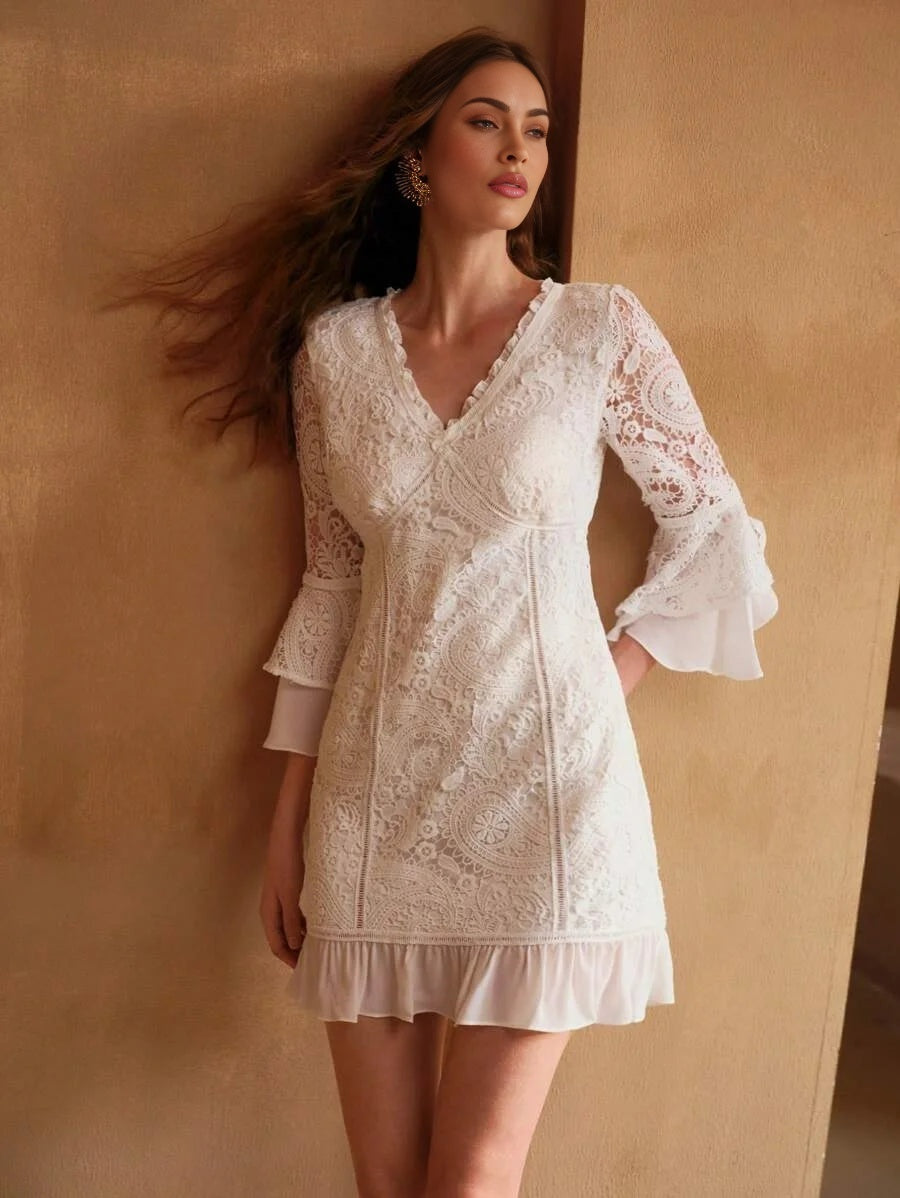 PREMIUM CONTRAST LACE RUFFLE HEM DRESS