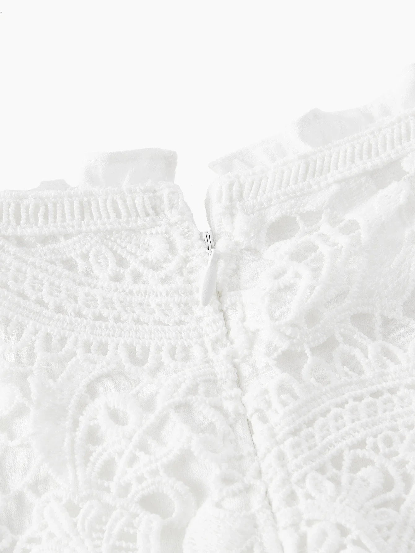 PREMIUM CONTRAST LACE RUFFLE HEM DRESS