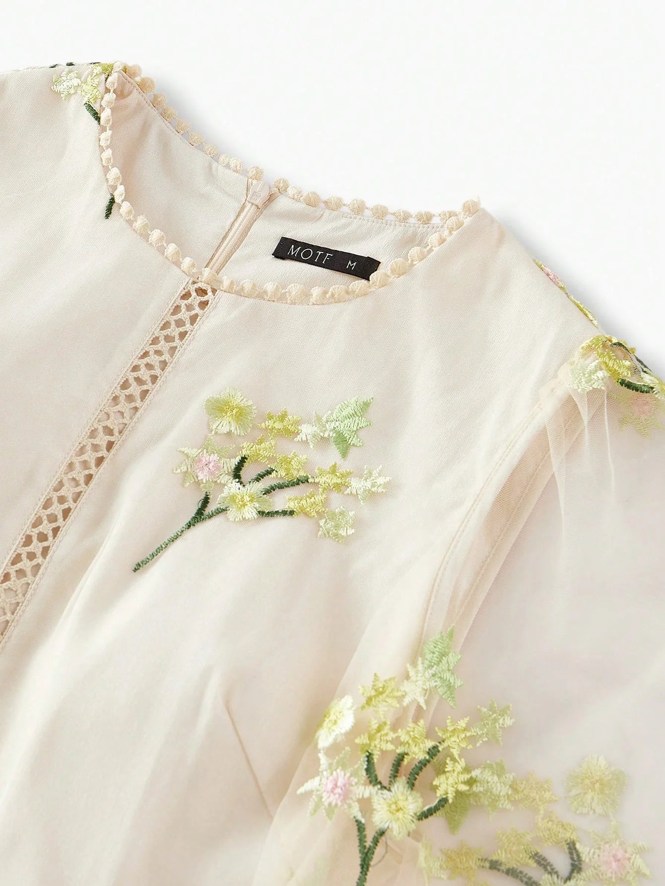PREMIUM CONTRAST MESH FLORAL EMBROIDERY DRESSSPRINGSUMMER