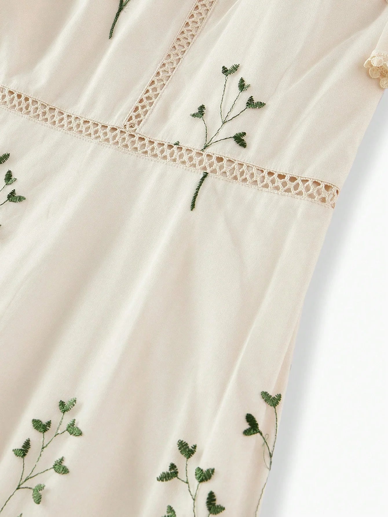 PREMIUM CONTRAST MESH FLORAL EMBROIDERY DRESSSPRINGSUMMER