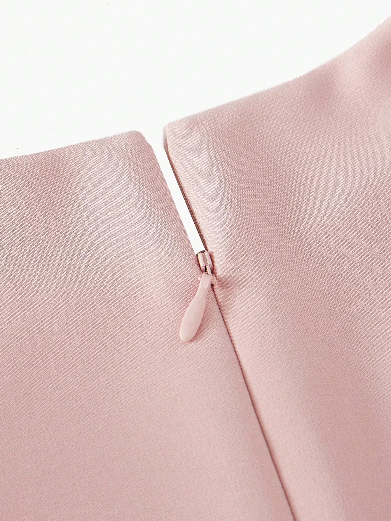 PREMIUM CONTRAST MESH RUFFLE TRIM DRESS