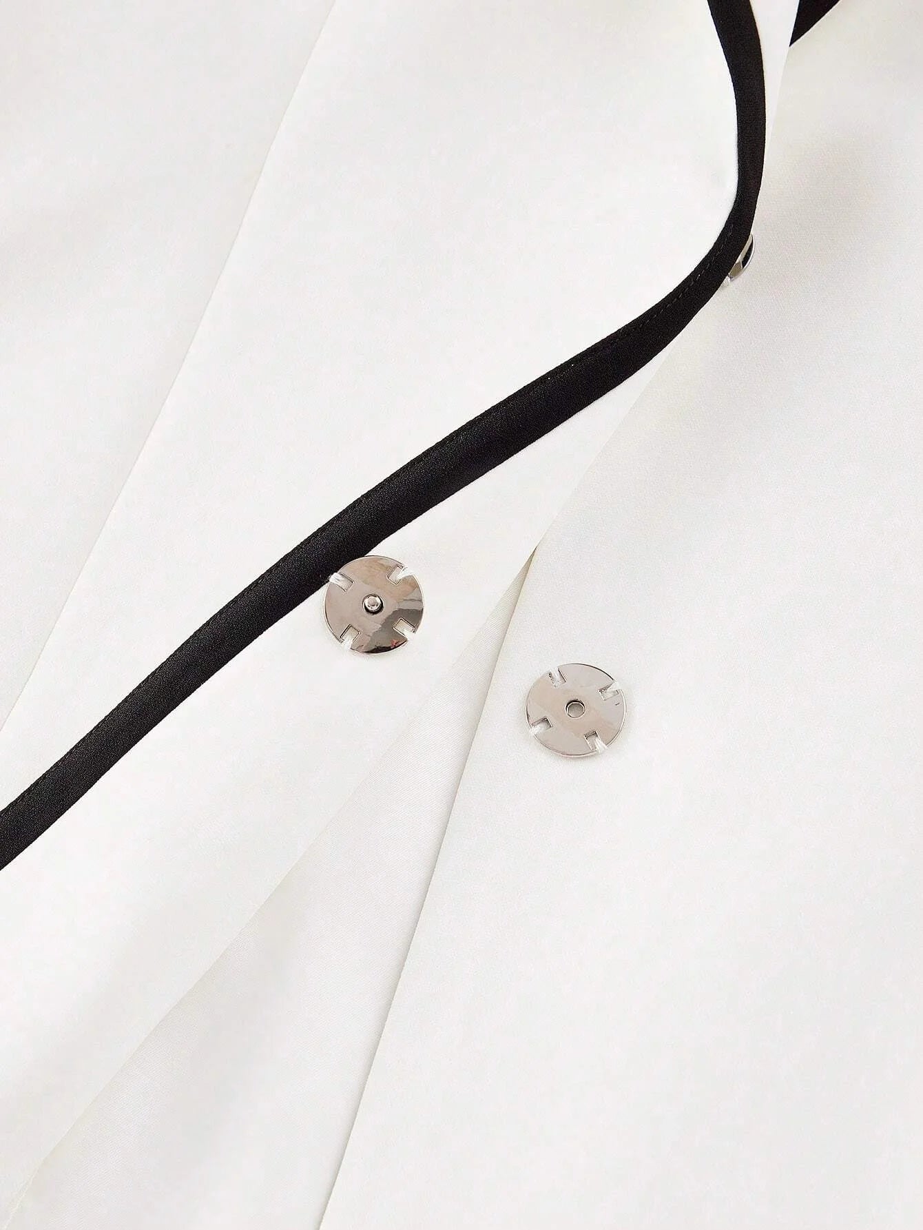 PREMIUM CONTRAST PIPING PEAK COLLAR BELTED WAISTCOAT