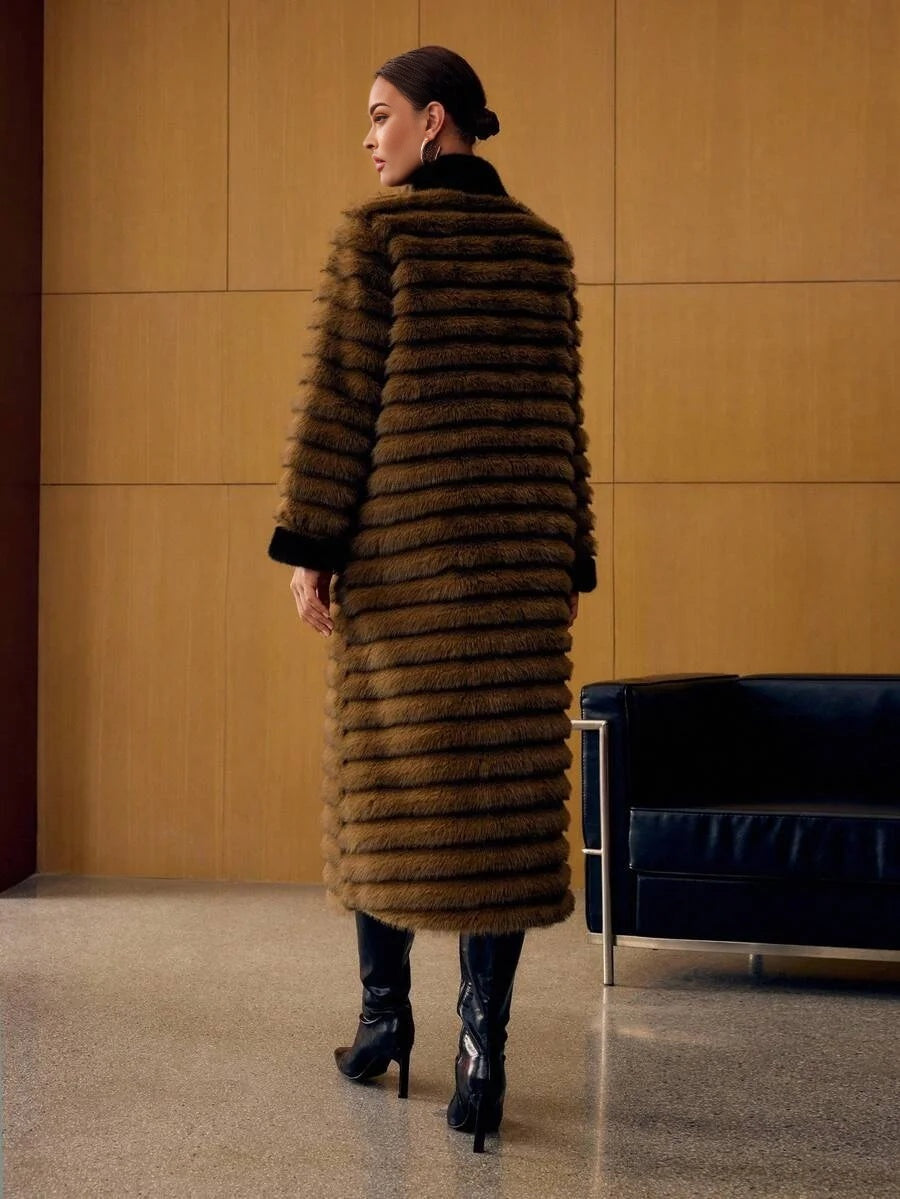 PREMIUM CONTRAST TRIM SNAP BUTTON FAUX FUR COAT