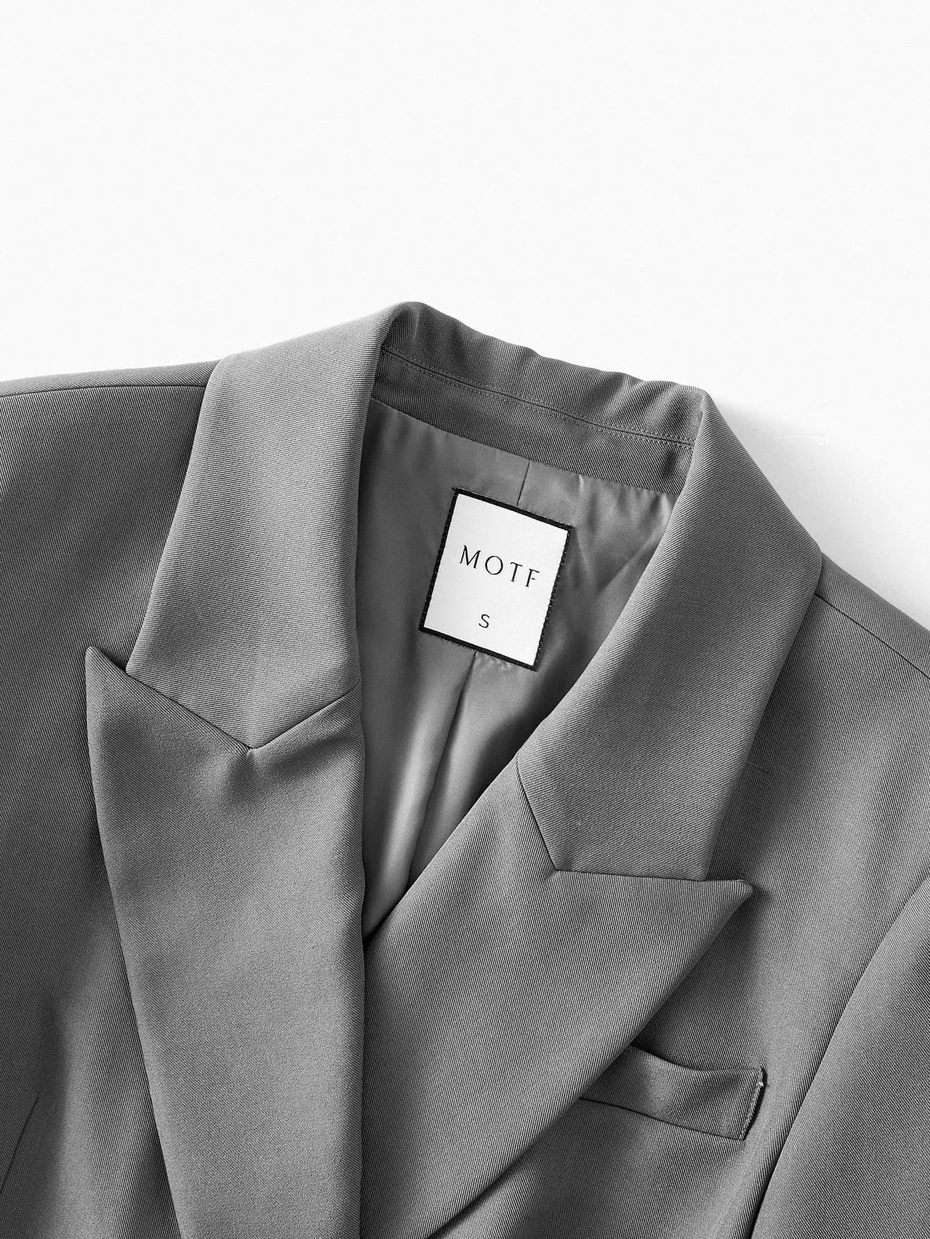 PREMIUM DOUBLE BREASTED STRUCTURED BLAZER