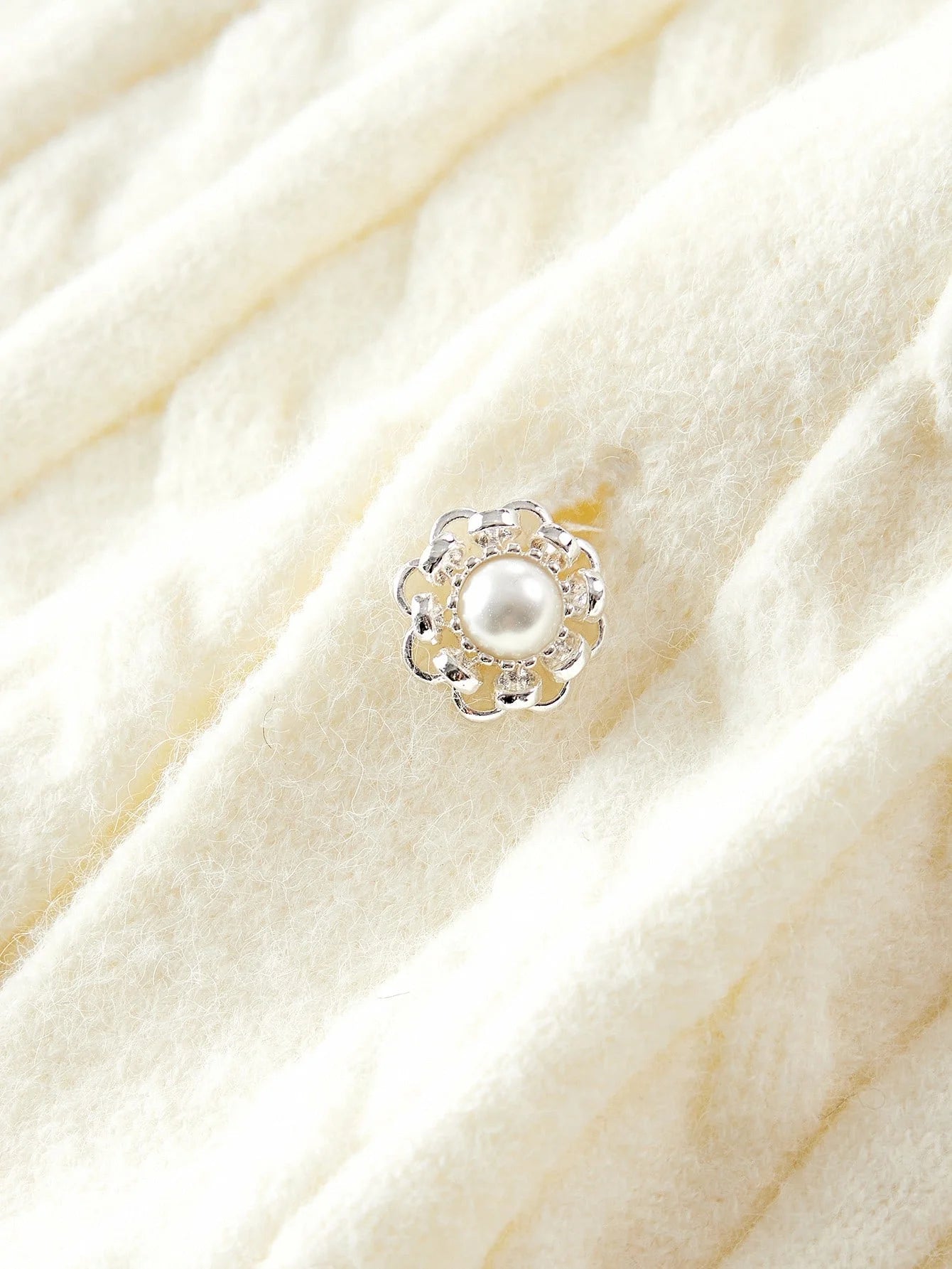 PREMIUM ELEGANT BEADED ROUND NECK LONG SLEEVE KNITTED CARDIGAN AUTUMNWINTER