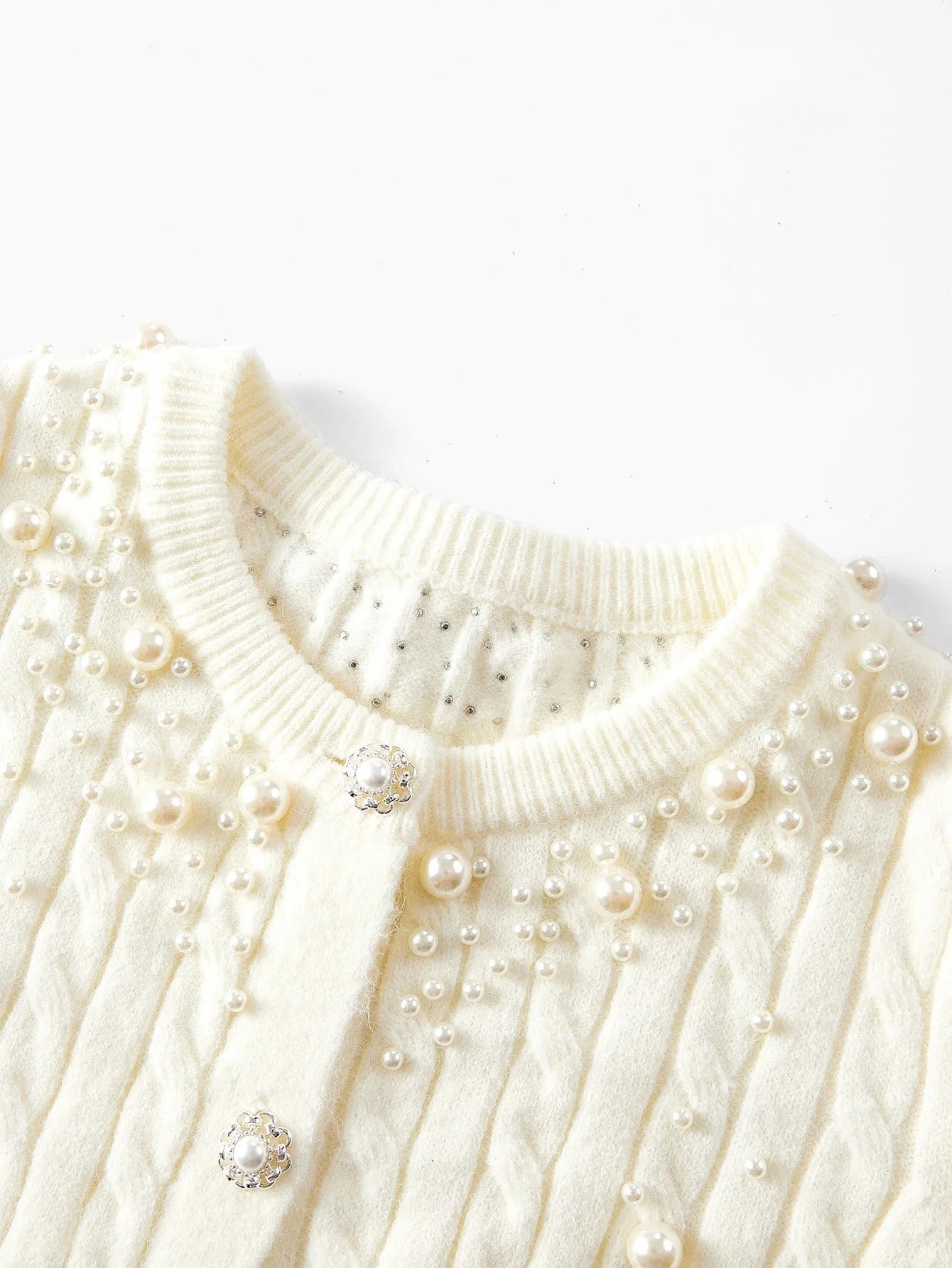 PREMIUM ELEGANT BEADED ROUND NECK LONG SLEEVE KNITTED CARDIGAN AUTUMNWINTER