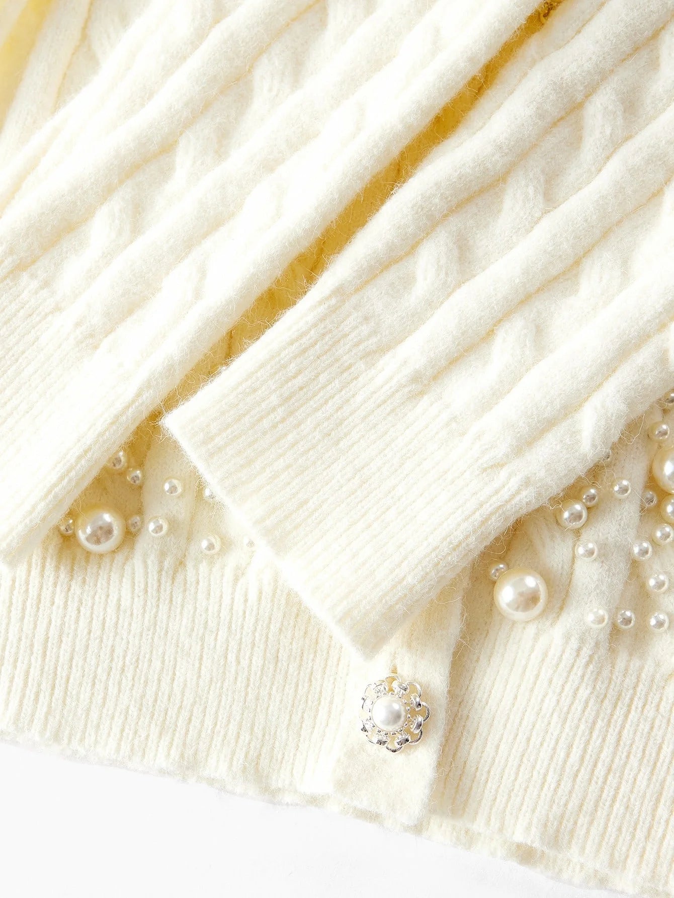 PREMIUM ELEGANT BEADED ROUND NECK LONG SLEEVE KNITTED CARDIGAN AUTUMNWINTER