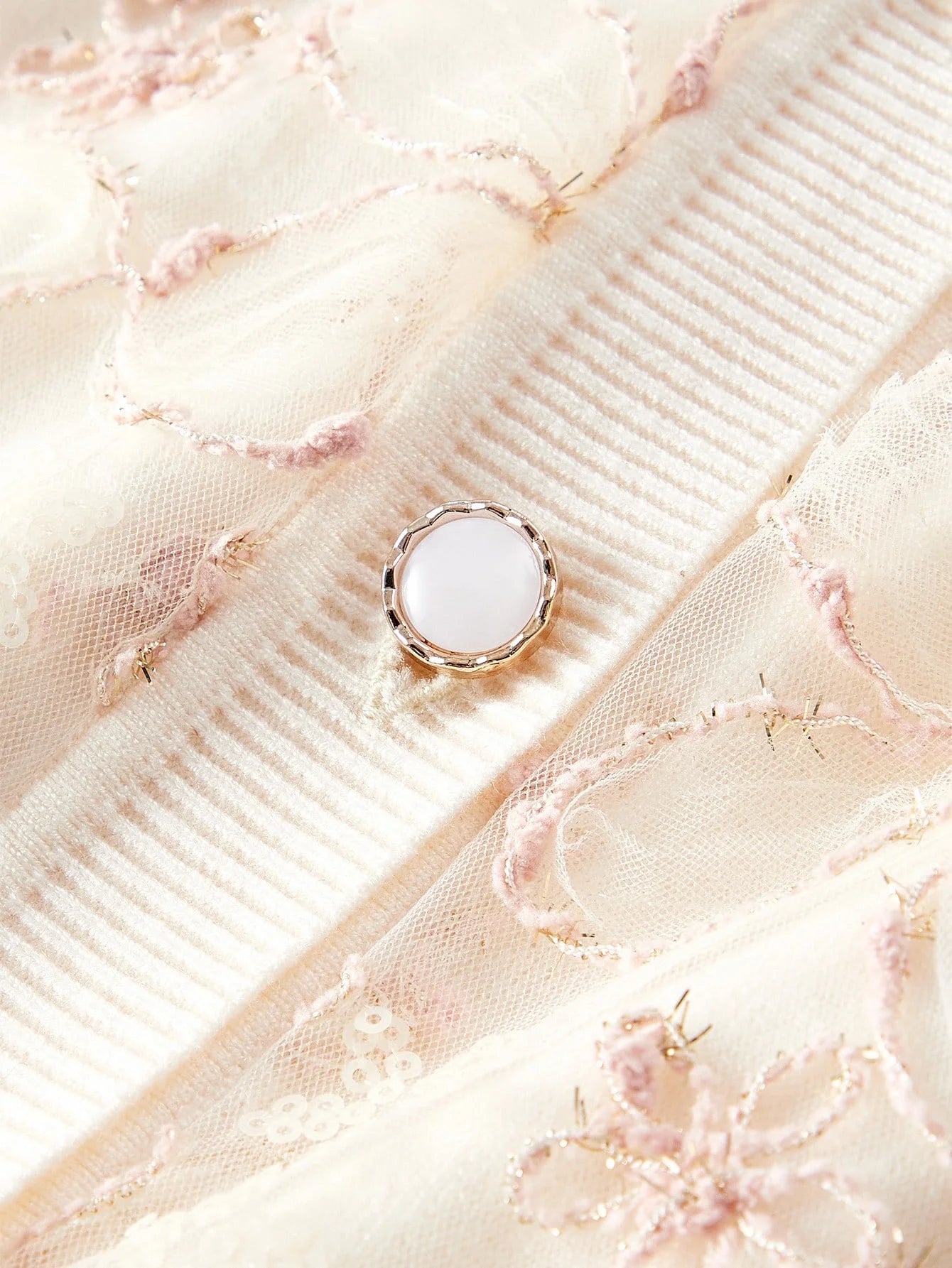 PREMIUM EMBROIDERY BUTTON UP CARDIGAN