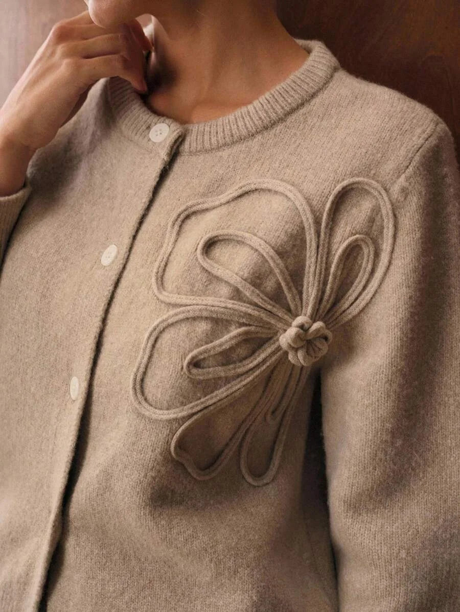 PREMIUM EMBROIDERY FLORAL PATTERN BUTTON PLACKET CARDIGAN