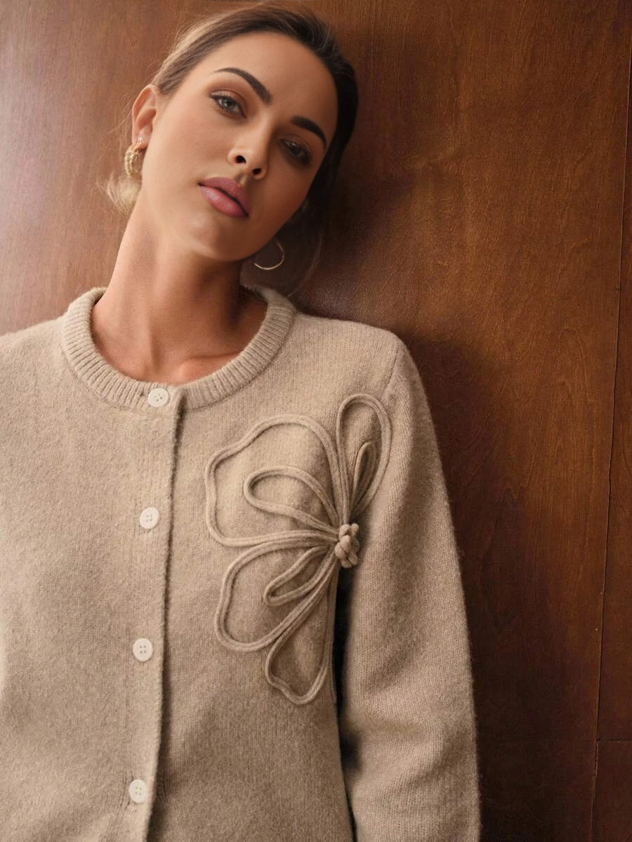 PREMIUM EMBROIDERY FLORAL PATTERN BUTTON PLACKET CARDIGAN