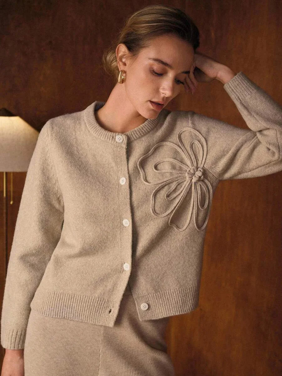 PREMIUM EMBROIDERY FLORAL PATTERN BUTTON PLACKET CARDIGAN