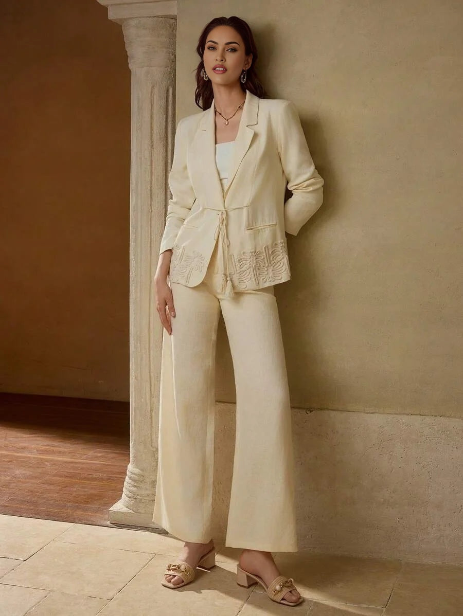 PREMIUM EMBROIDERY PLANTS PATTERN PEAK COLLAR TASSEL BELTED BLAZER