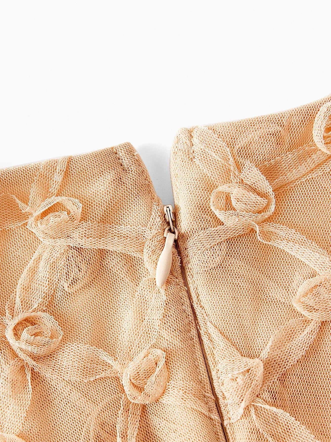 PREMIUM FASHIONABLE WAISTCINCHING ROSE PRINT BACK SLIT ELEGANT WOMEN DRESS