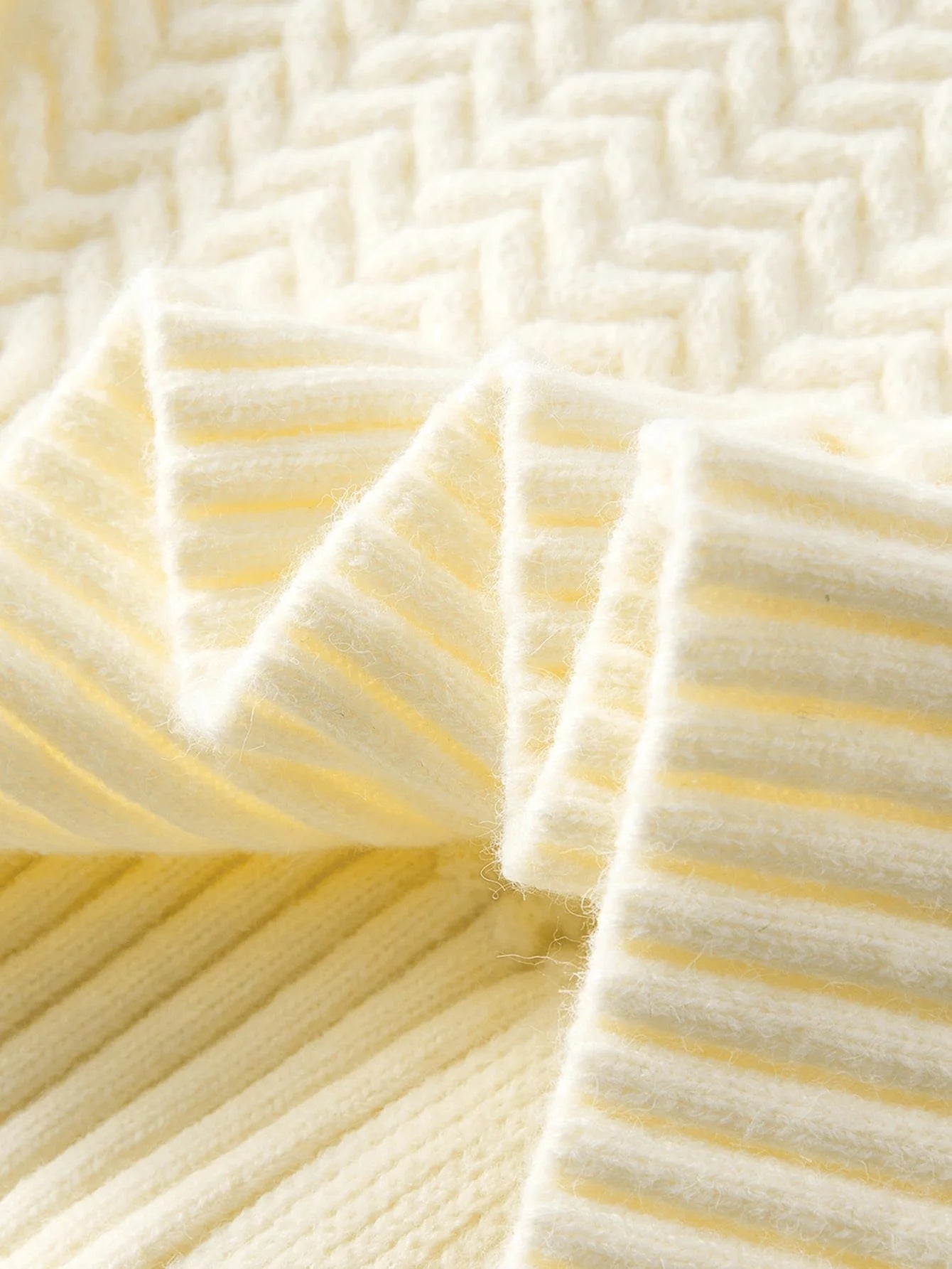 PREMIUM FAUX PEARL amp BEADED DETAIL CARDIGAN FOR AUTUMN amp WINTER