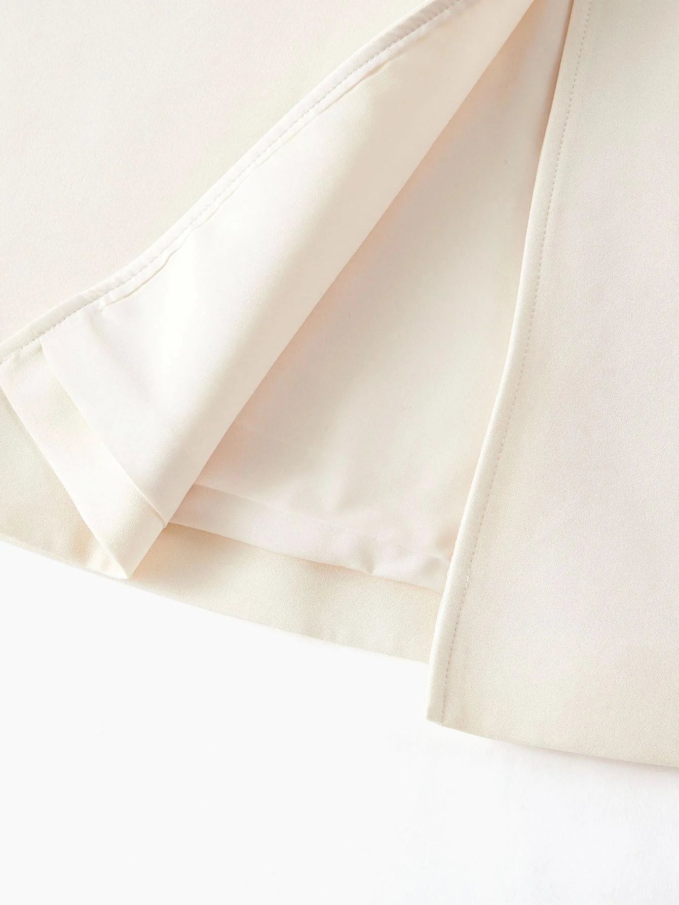 PREMIUM FAUX PEARL BUTTON BELTED DRESS