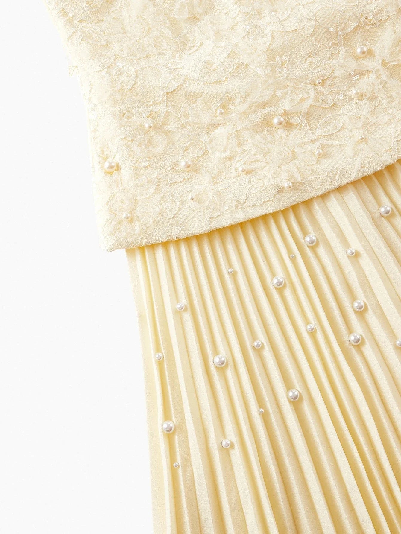 PREMIUM FAUX PEARL DETAIL PLEATED DRESS