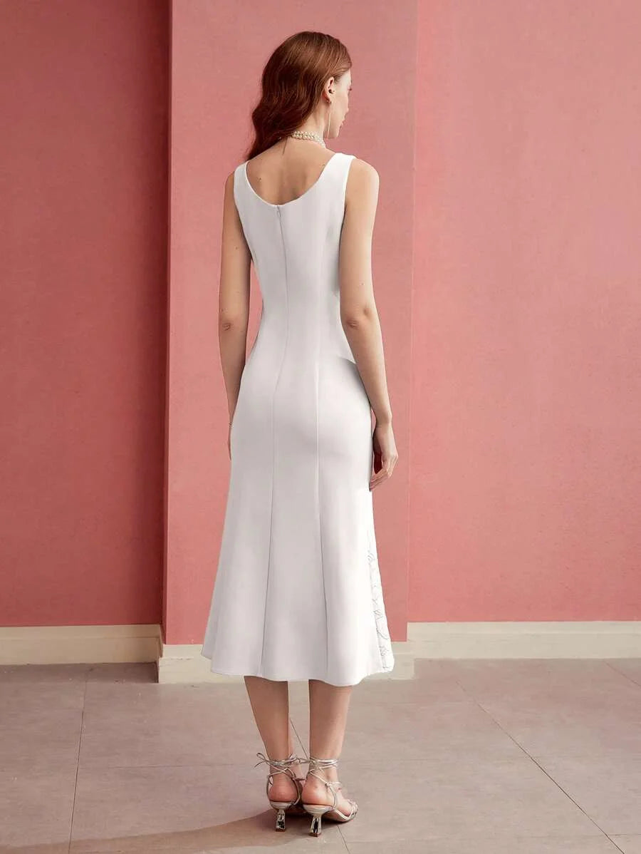 PREMIUM FLORAL EMBROIDERED FITTED MERMAID HEM DRESS