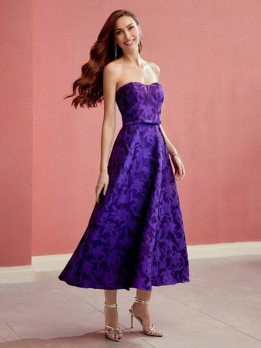 PREMIUM FLORAL EMBROIDERY FLARED TUBE DRESS