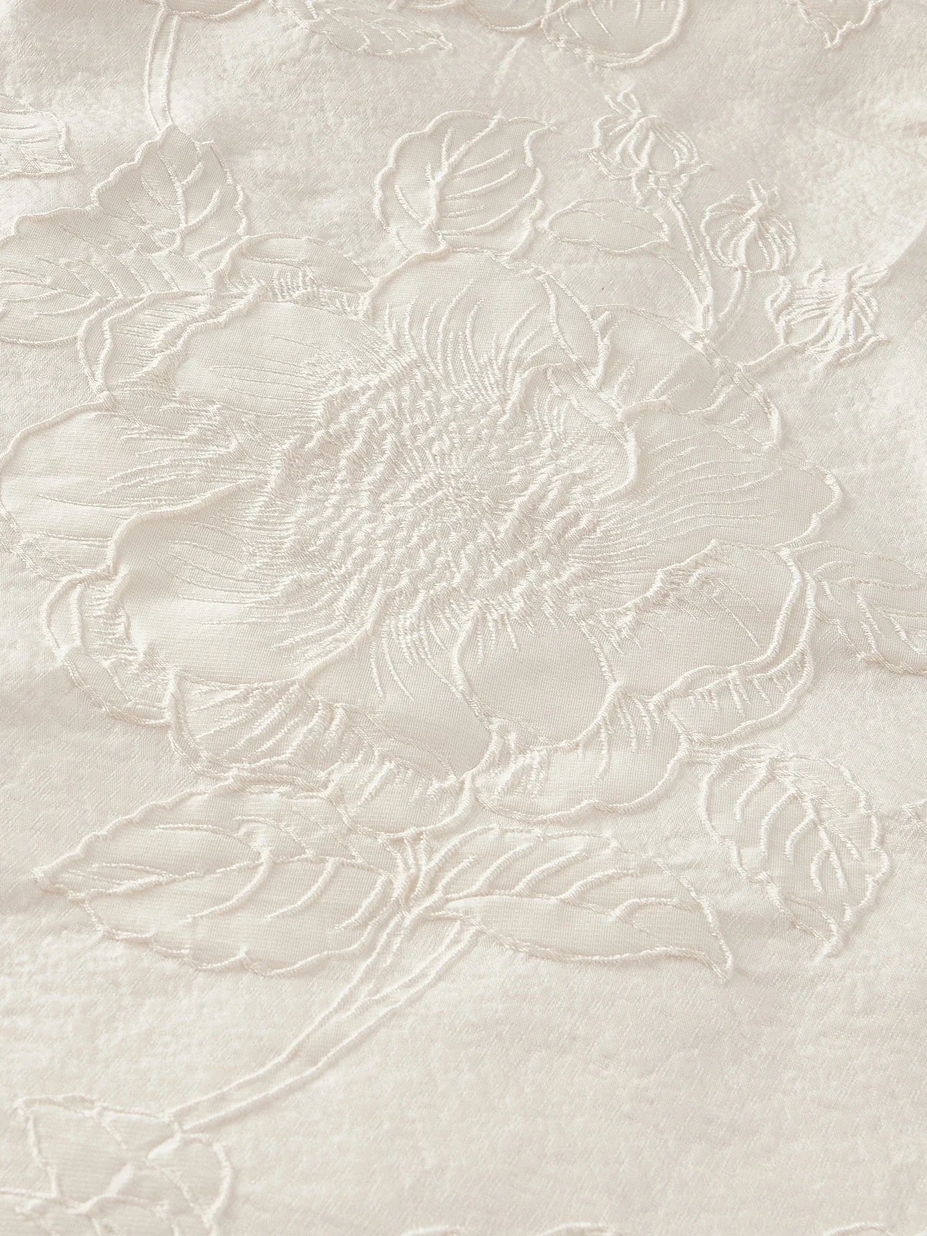 PREMIUM FLORAL JACQUARD FITTED WAIST DRESS