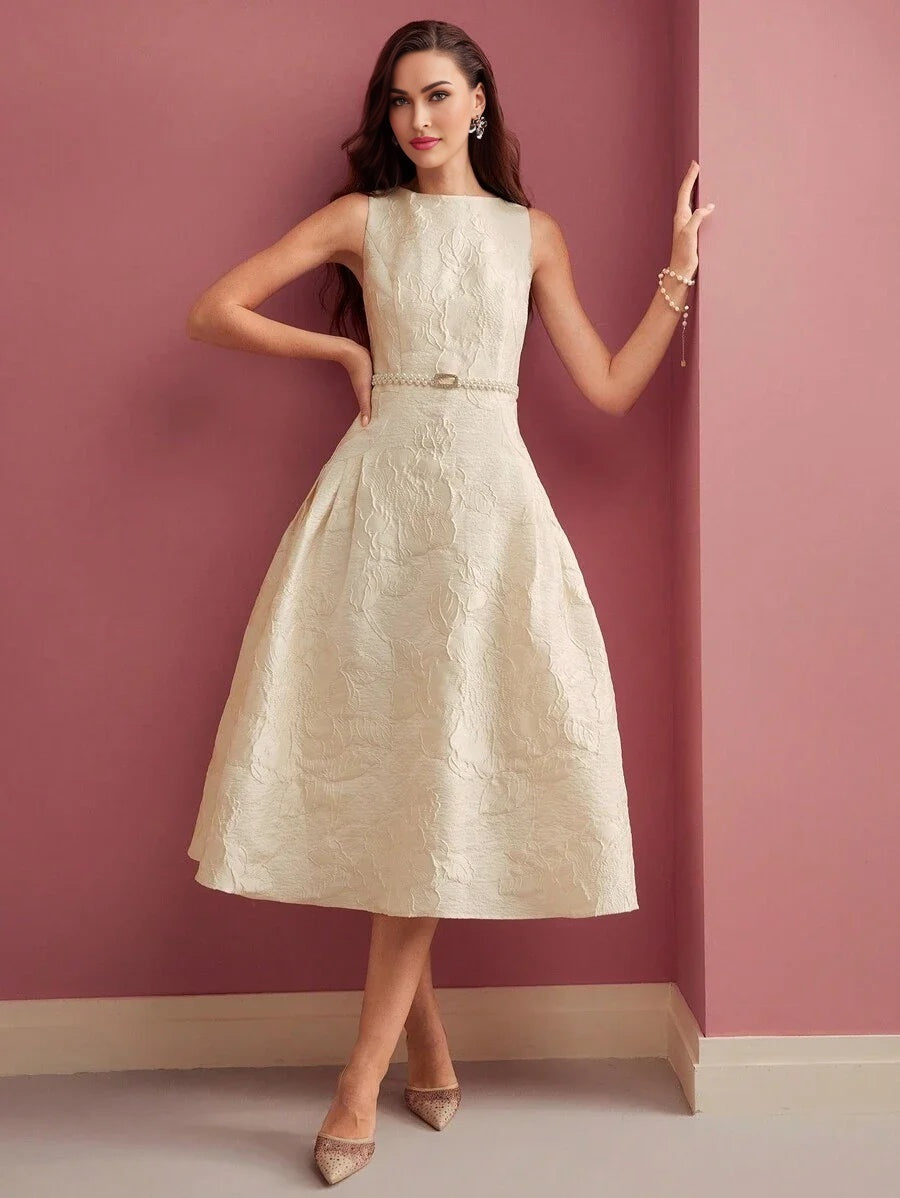 PREMIUM FLORAL JACQUARD FITTED WAIST DRESS