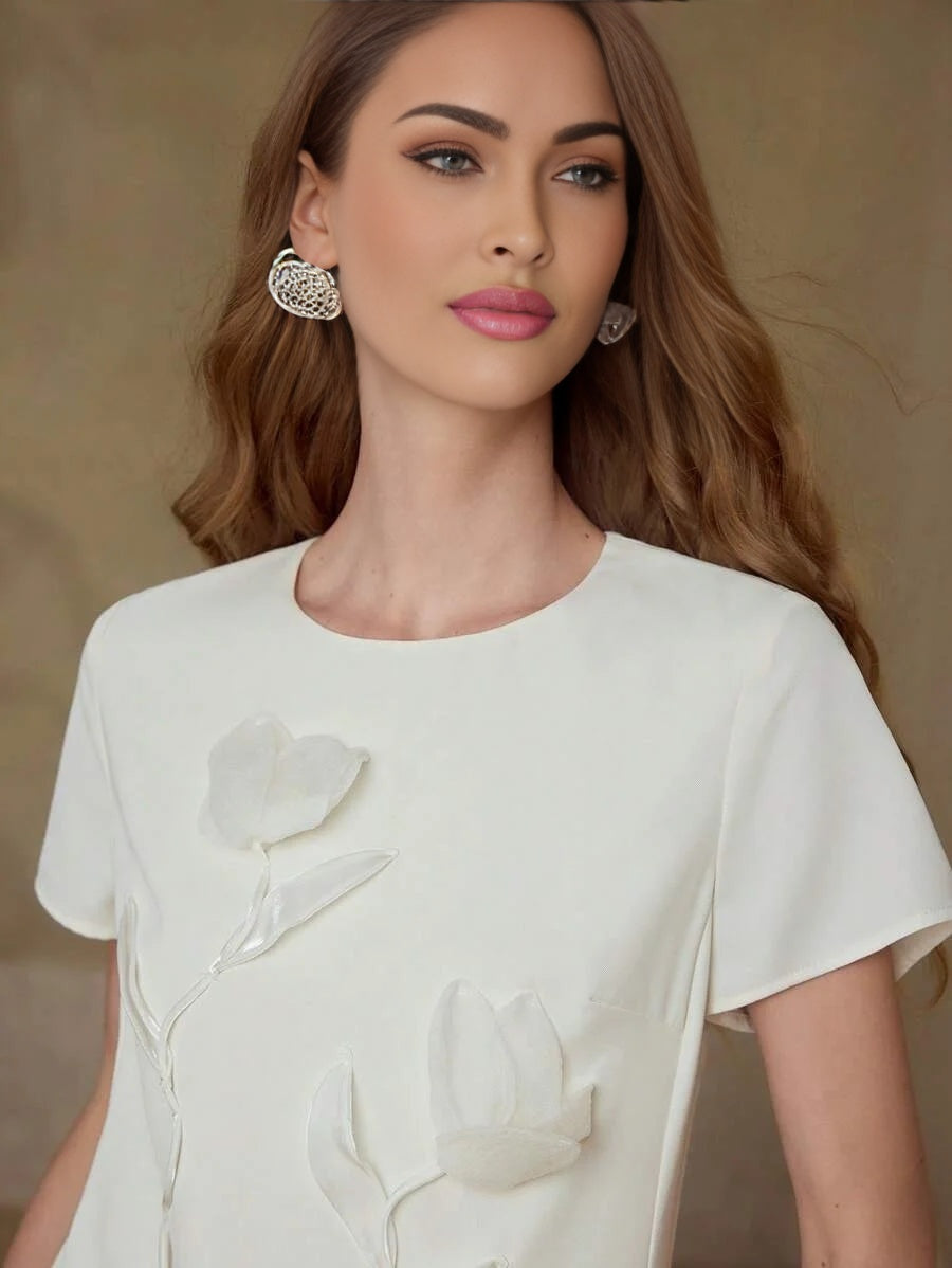 PREMIUM FLORAL PATCHED SHORT SLEEVE DRESS