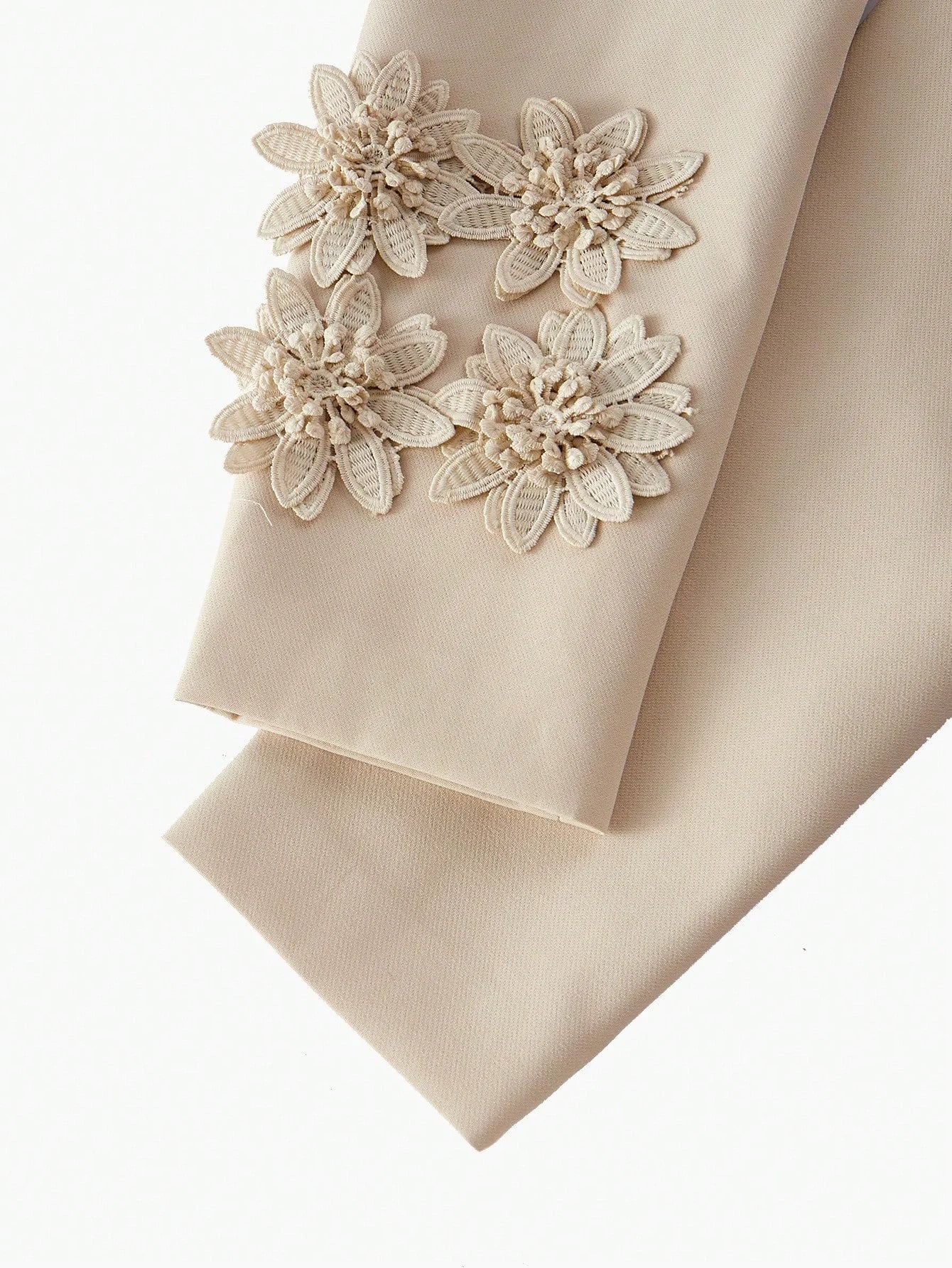 PREMIUM FLORAL PATCHED STRUCTURED BLAZER