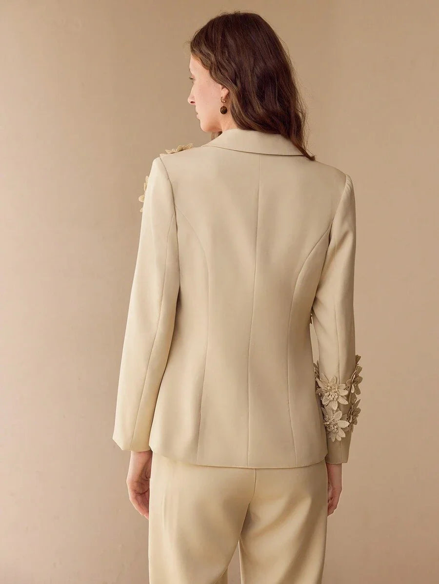 PREMIUM FLORAL PATCHED STRUCTURED BLAZER