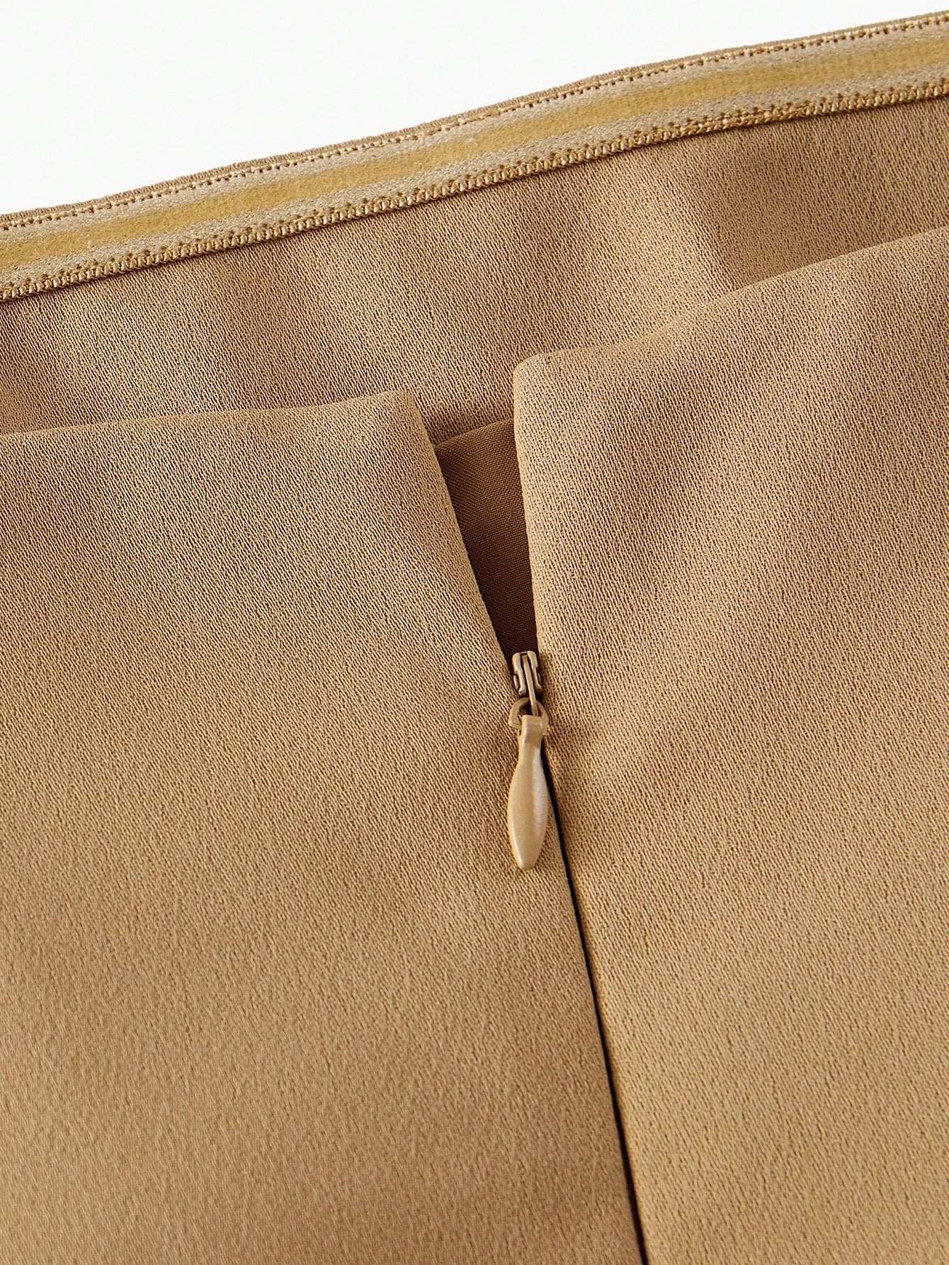 PREMIUM FLORAL PATCHED TANK DRESS