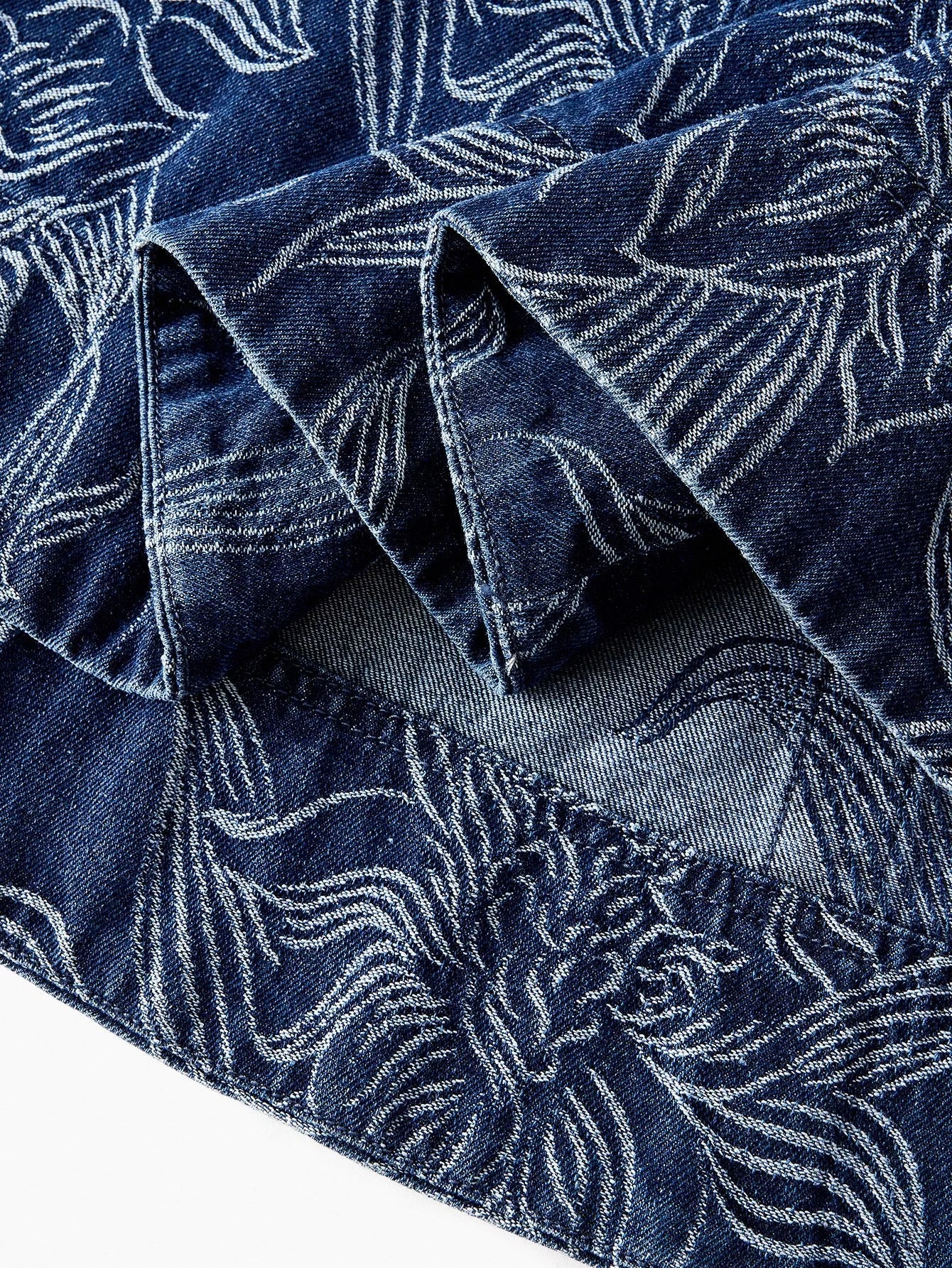 PREMIUM FLORAL PRINT FAUX PEARL BUCKLE BELTED DENIM DRESS