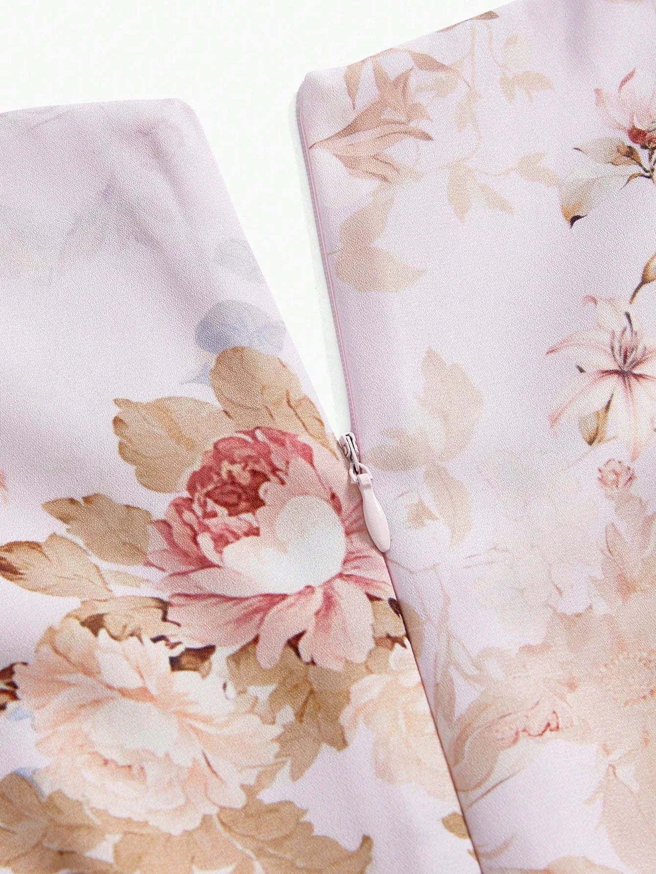 PREMIUM FLORAL PRINT FLOWY DRESS