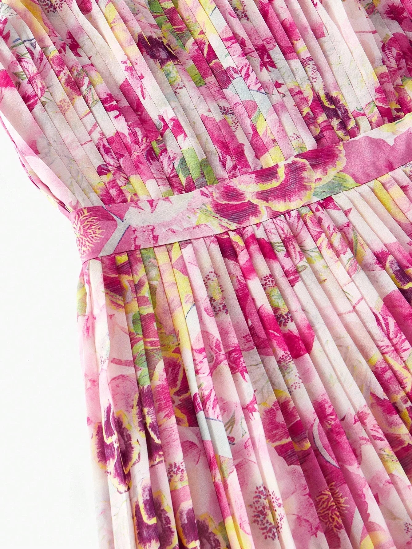 PREMIUM FLORAL PRINT PLEATED DRESS