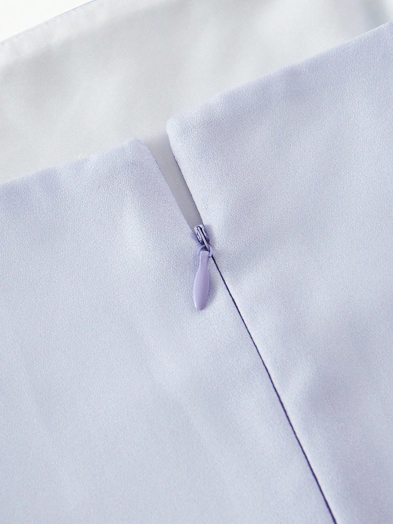 PREMIUM FLORAL PRINT RUFFLE HEM DRESS