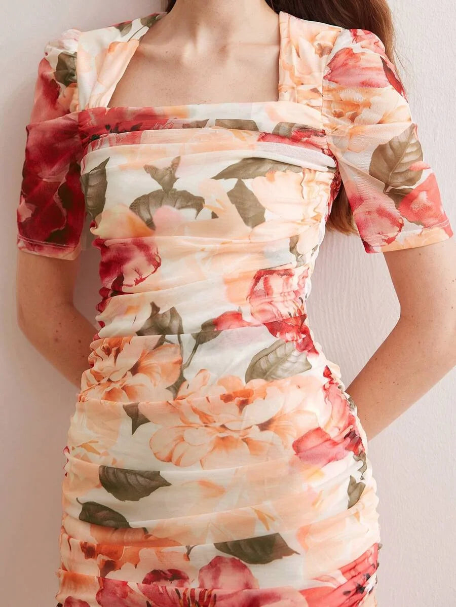 PREMIUM FLORAL PRINT SQUARE NECK RUCHED DRESSSUMMER OUTFITS FOR BEACH VACATION