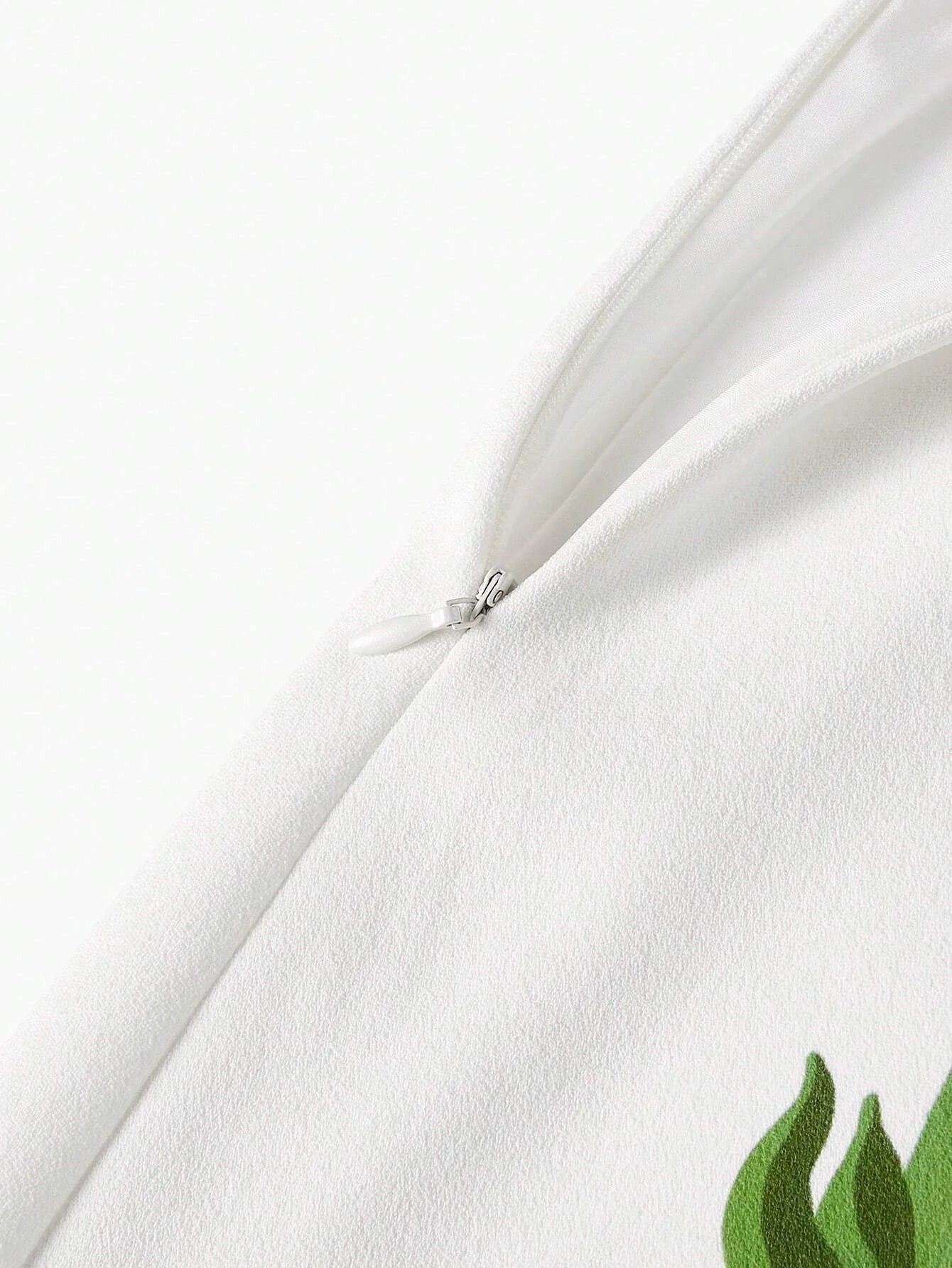 PREMIUM FLORAL PRINT VNECK FLUTTER SLEEVE DRESSSUMMER OUTFITS