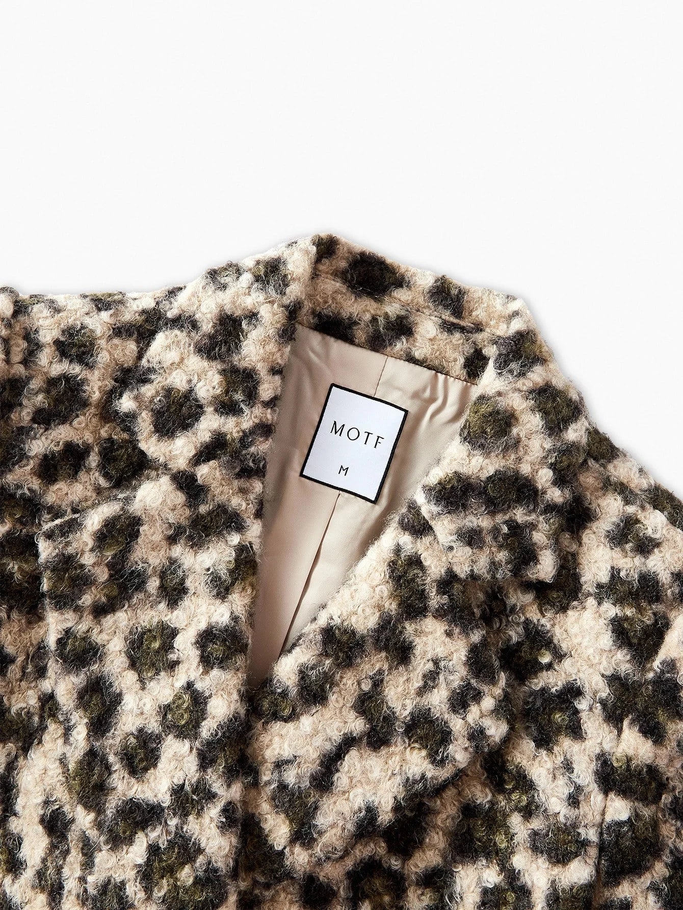 PREMIUM FUZZY LEOPARD PATTERN LAPEL COLLAR DOUBLE BREASTED PLACKET OVERCOAT