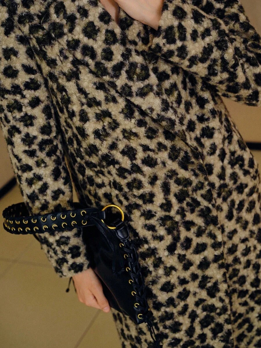 PREMIUM FUZZY LEOPARD PATTERN LAPEL COLLAR DOUBLE BREASTED PLACKET OVERCOAT
