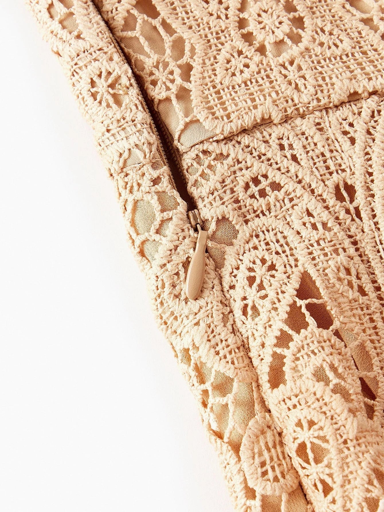 PREMIUM GUIPURE LACE PLEATED DRESS