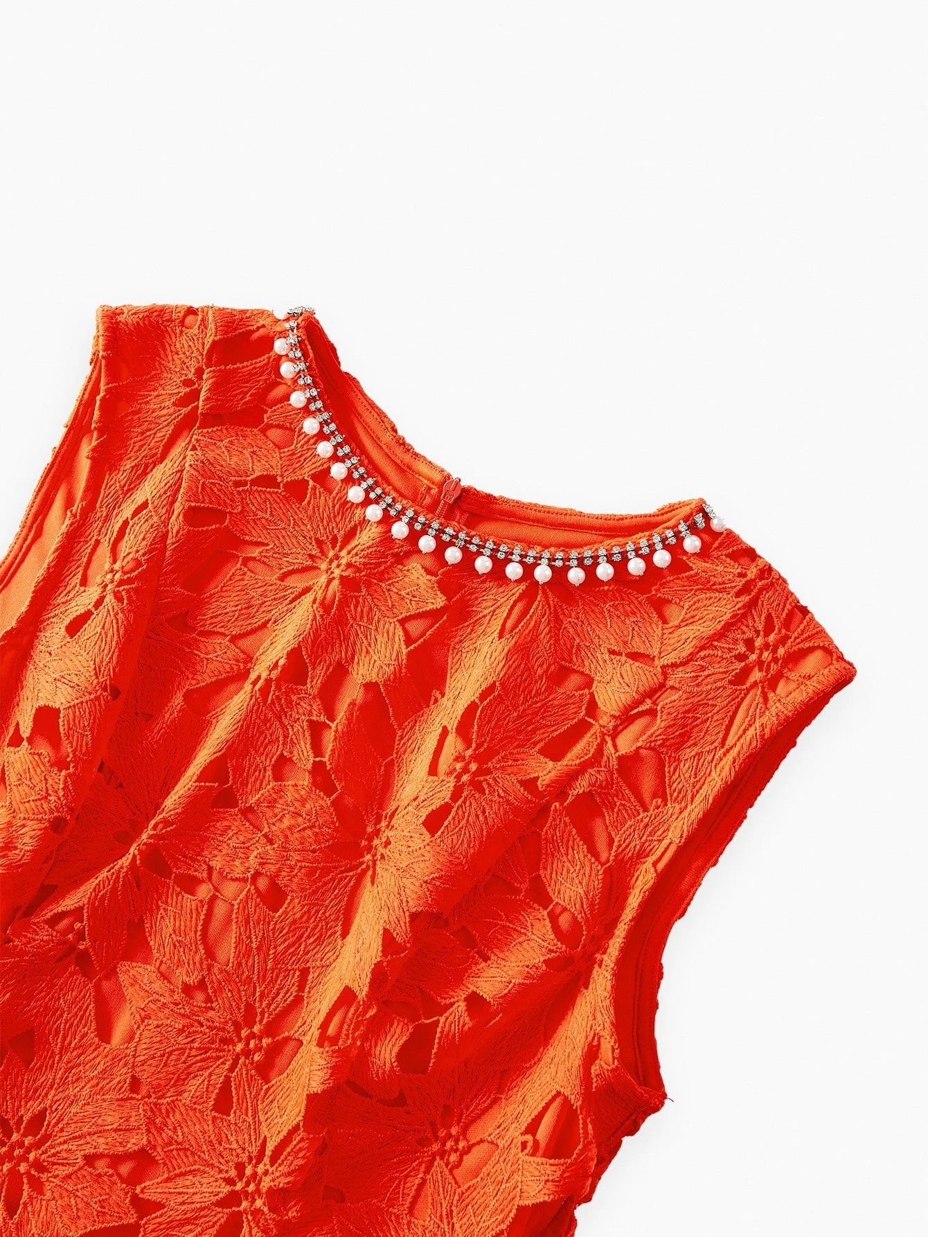 PREMIUM GUIPURE LACE SLEEVELESS SHORT DRESS