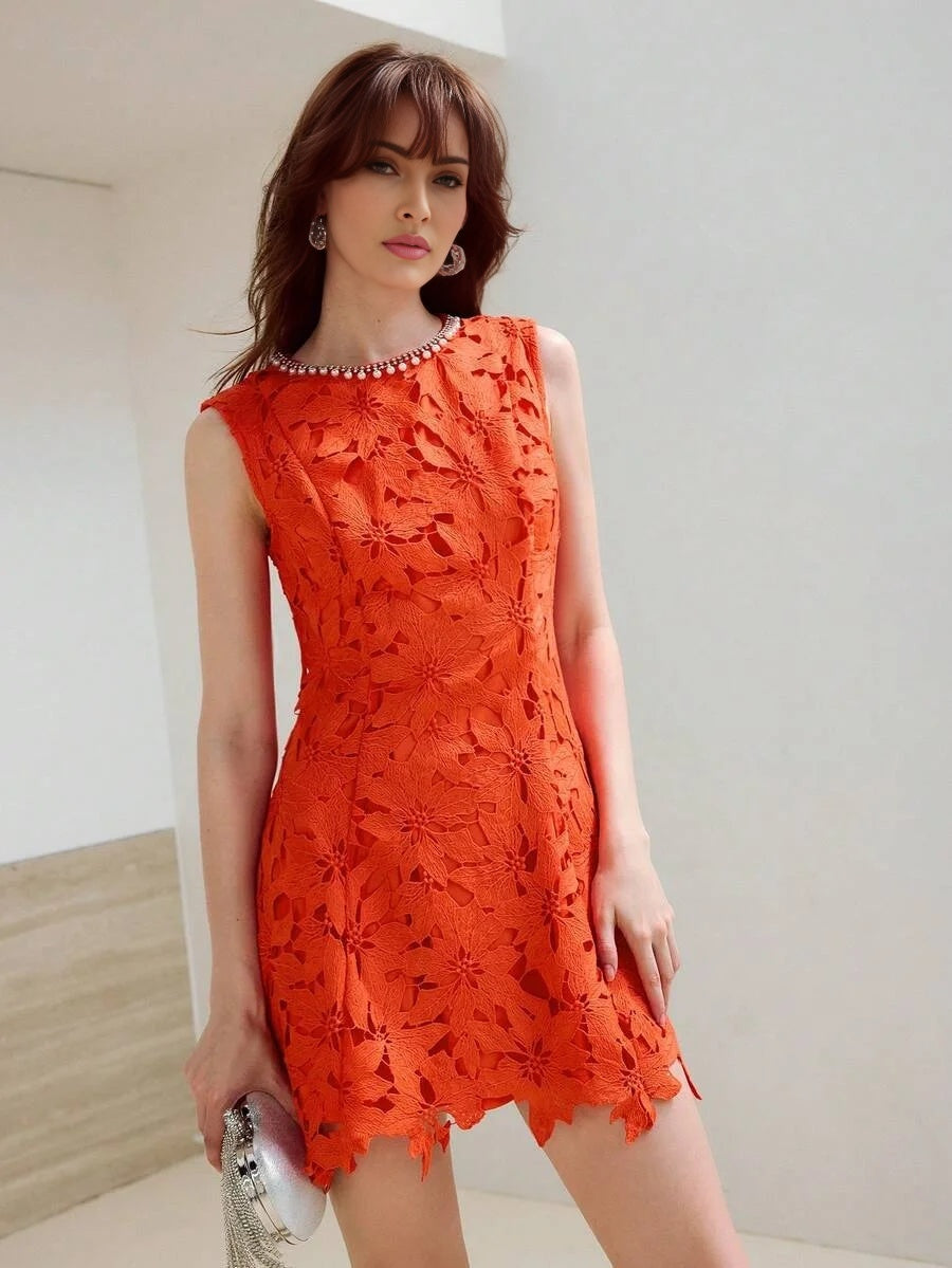 PREMIUM GUIPURE LACE SLEEVELESS SHORT DRESS